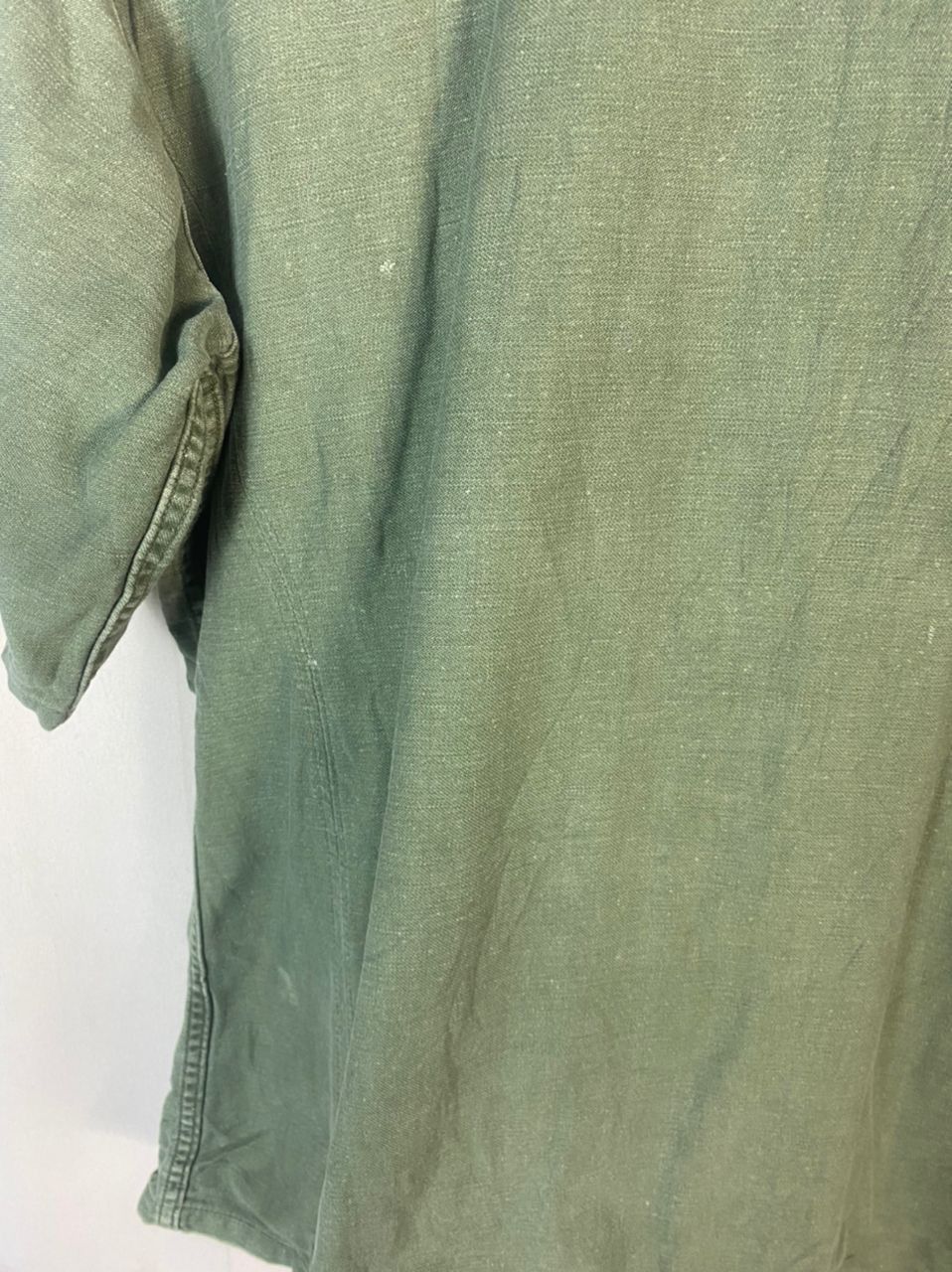 Vintage Vintage us army 60s/70s og107 button up shirt with patches Size US L / EU 52-54 / 3 - 9 Thumbnail