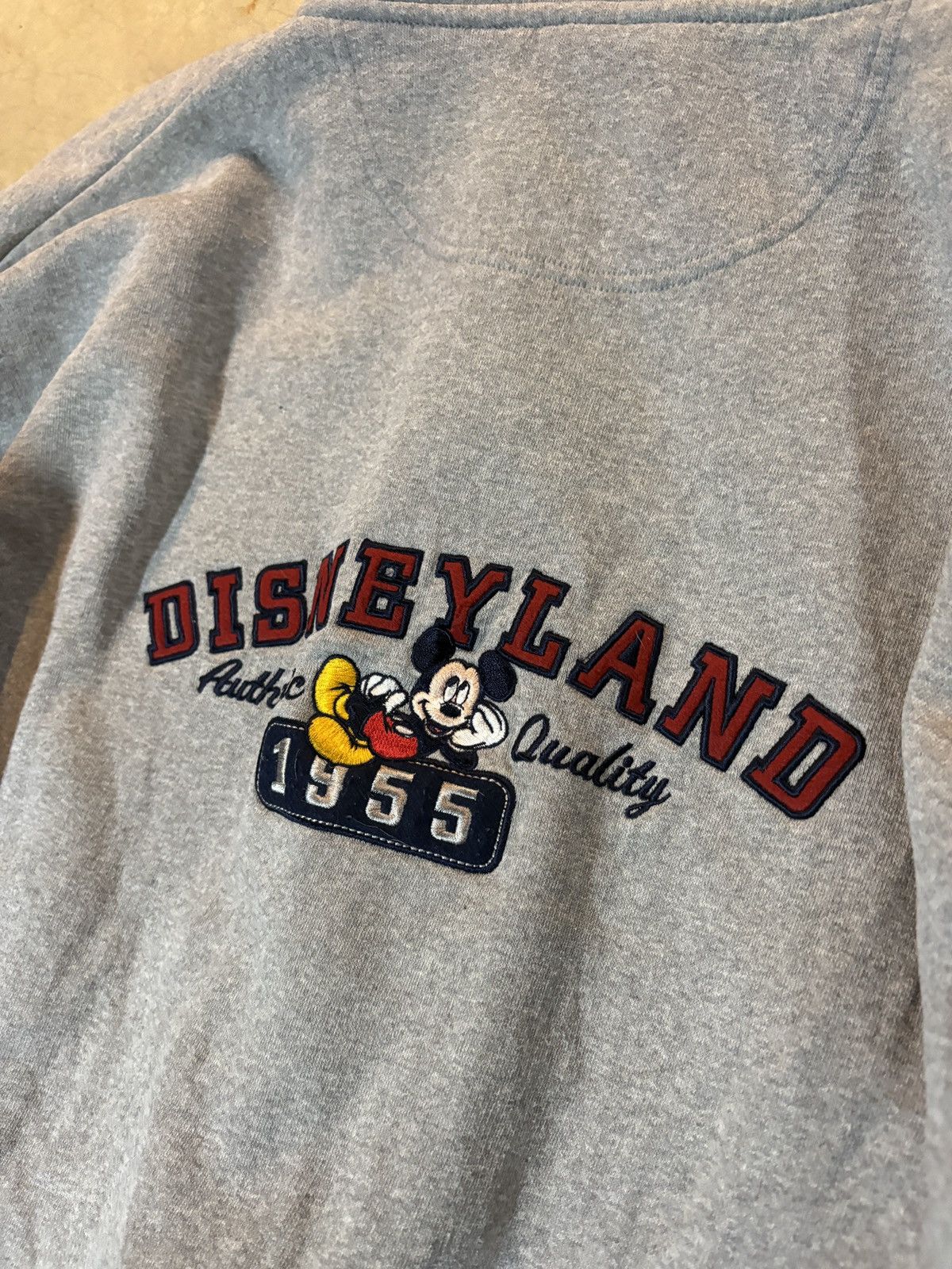 Disney Vintage 00’s Disneyland Embroidered Zip Up Hoodie Gray L Size US L / EU 52-54 / 3 - 4 Thumbnail