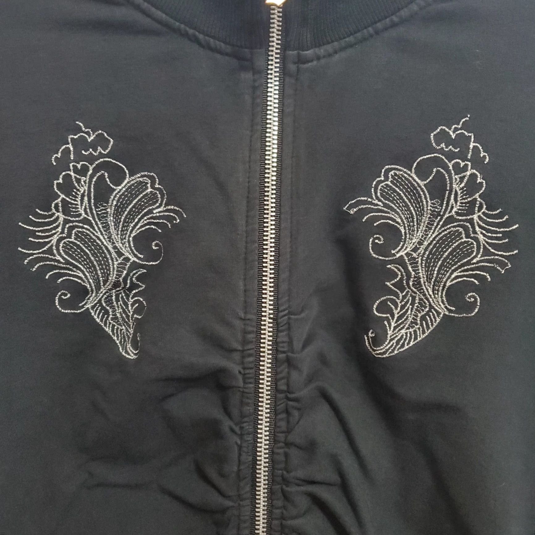 Vintage **Vertigo Paris Women Black Embroidered Full Zip Sweatshirt M Y2K** User: Vertigo Paris Women Black Embroidered Full Zip Sweatshirt M Y2K Size M / US 6-8 / IT 42-44 - 5 Thumbnail