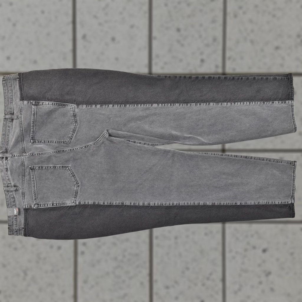 Torrid Torrid Black Denim Jeans Two Tone High Rise Straight Plus Size 24 Tall Womens Jeans Stretch 5-Pocket Zip Modern Classic Size 42" / US 20 - 1 Thumbnail