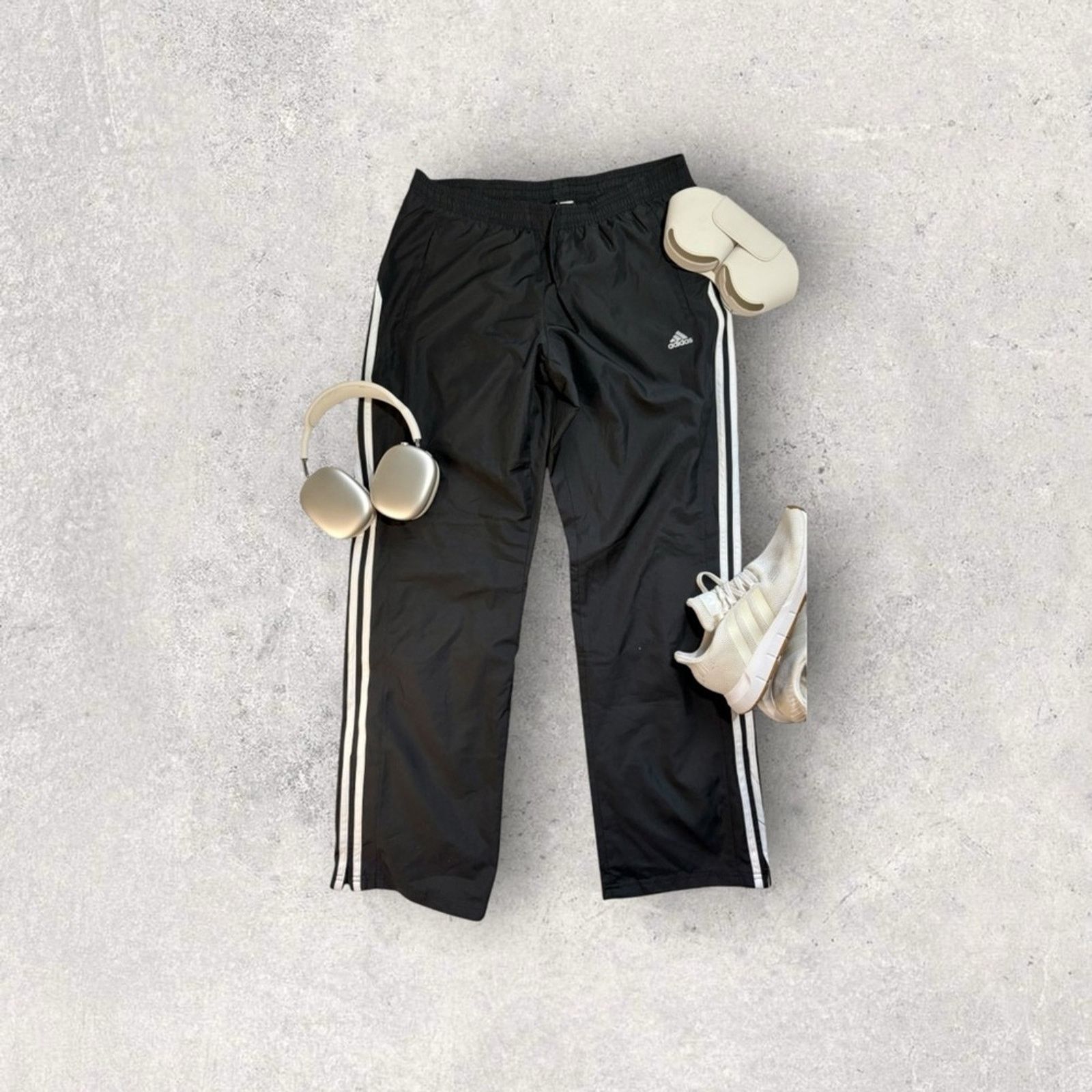 Adidas Adidas Black Track Pants Size 30" / US 8 / IT 44 - 2 Thumbnail