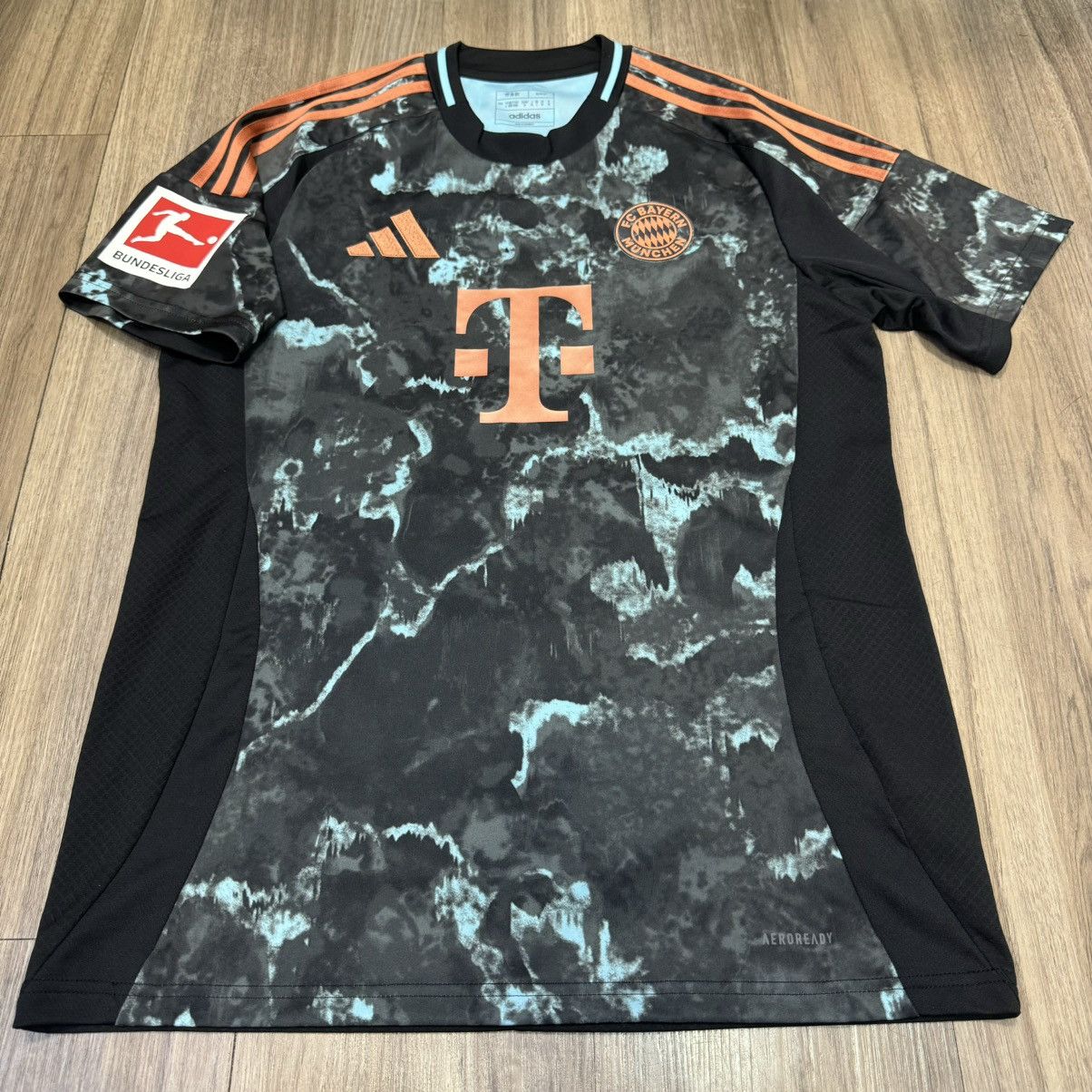 Adidas Bayern munich 24/25 away shirt #42 Musiala Size US M / EU 48-50 / 2 - 1 Thumbnail