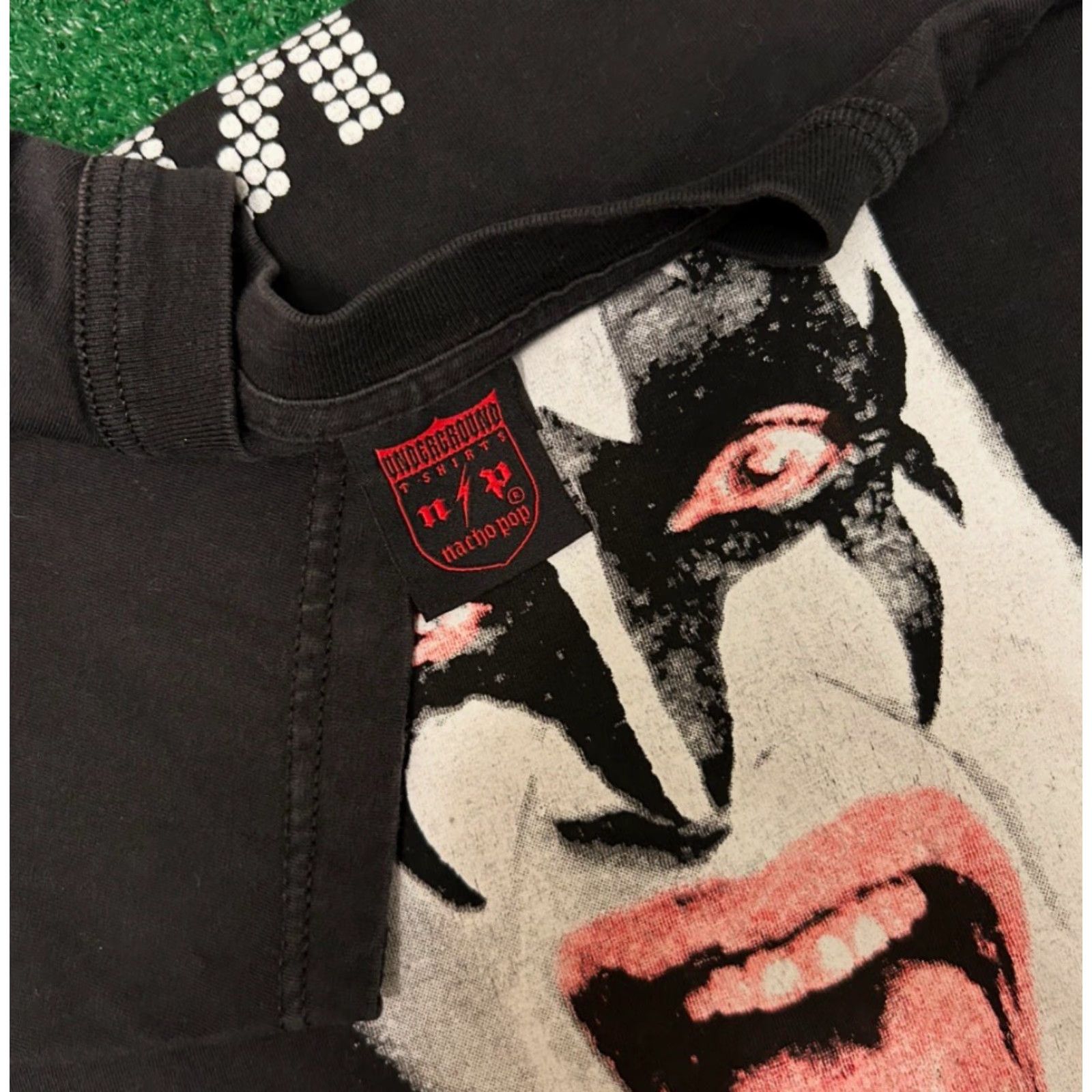 Simons VINTAGE Kiss Band Tee 90s Big Face Gene Simmons VTG Shirt Mens L Rock Shirt Size US L / EU 52-54 / 3 - 3 Thumbnail