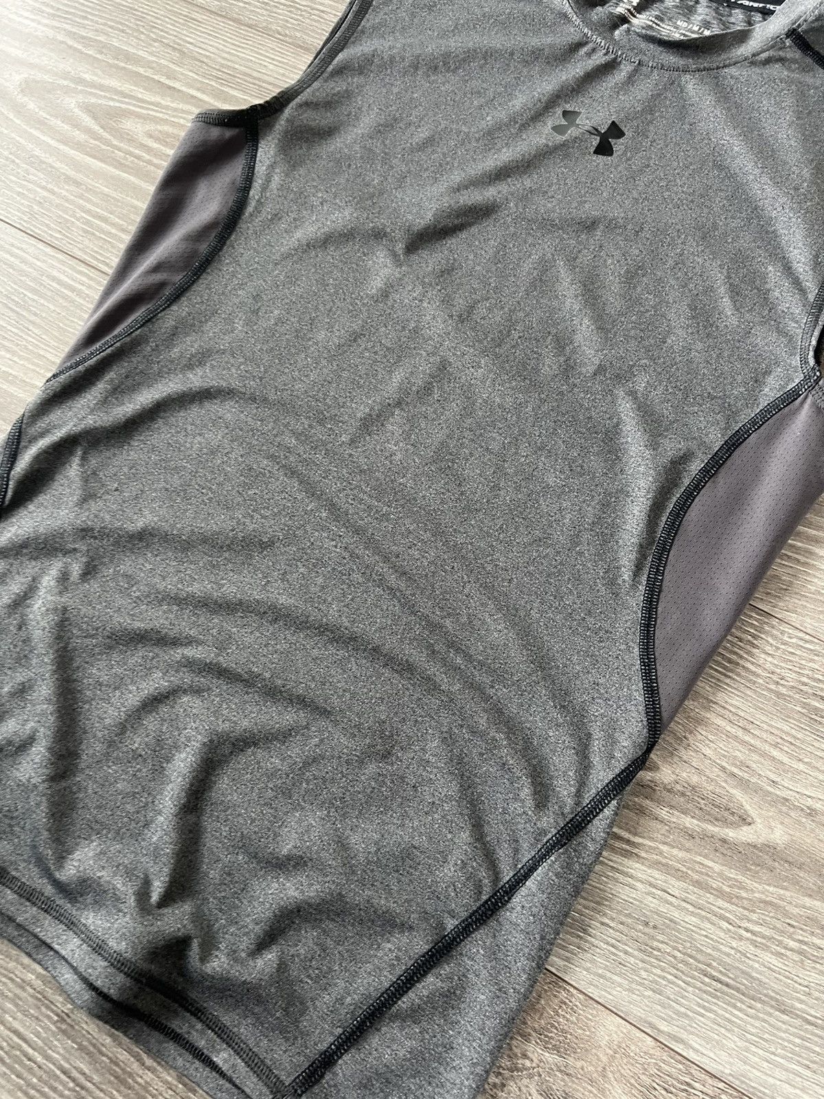 Other × Under Armour Under Armour Central Logo Onix Compression Heatgear Tee Size US M / EU 48-50 / 2 - 9 Thumbnail