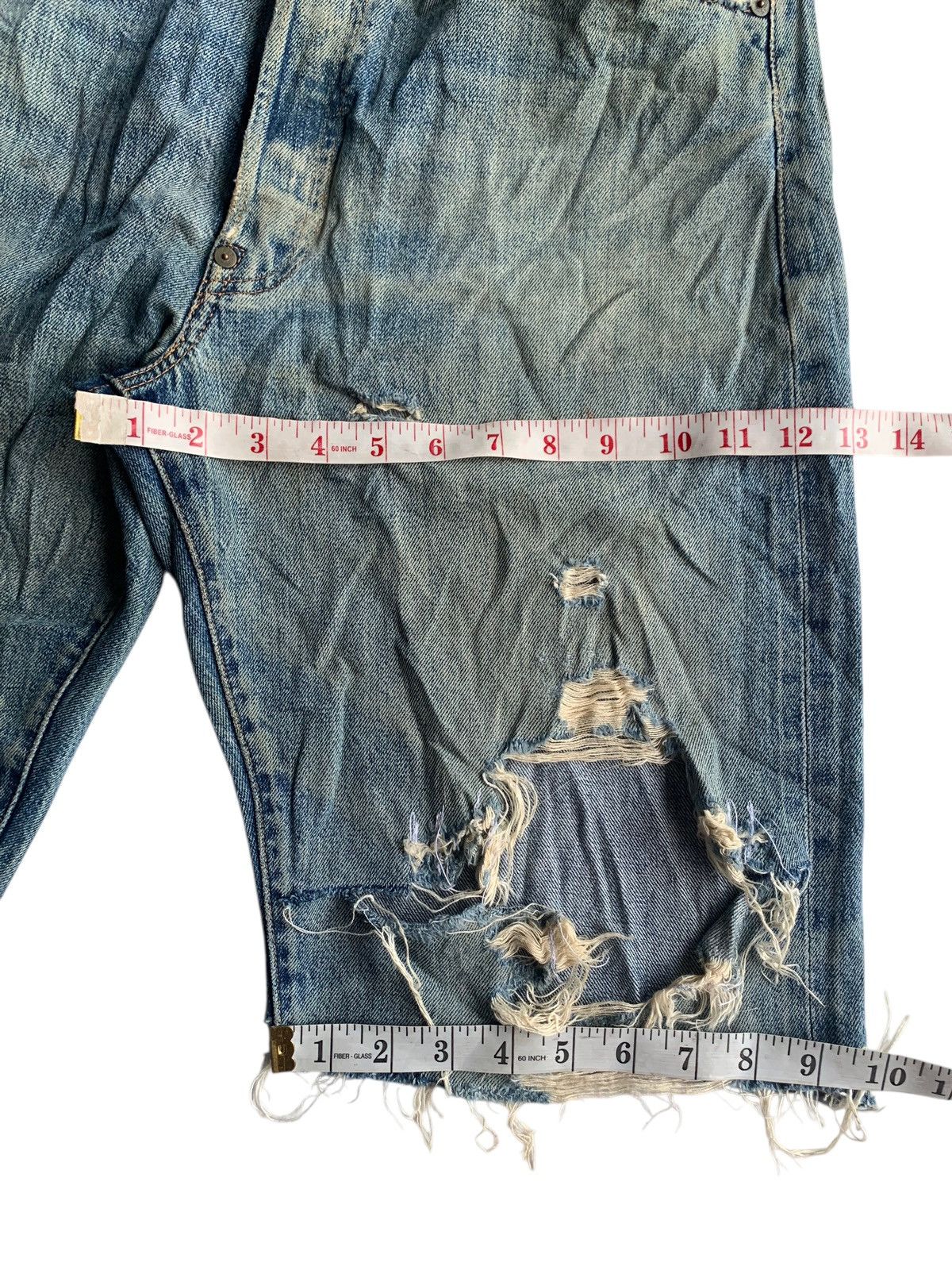 Levi's VINTAGE LEVI’S BIG E SELVEDGE BUCKLE BACK DISTRESSED DENIM Size US 32 / EU 48 - 21 Thumbnail