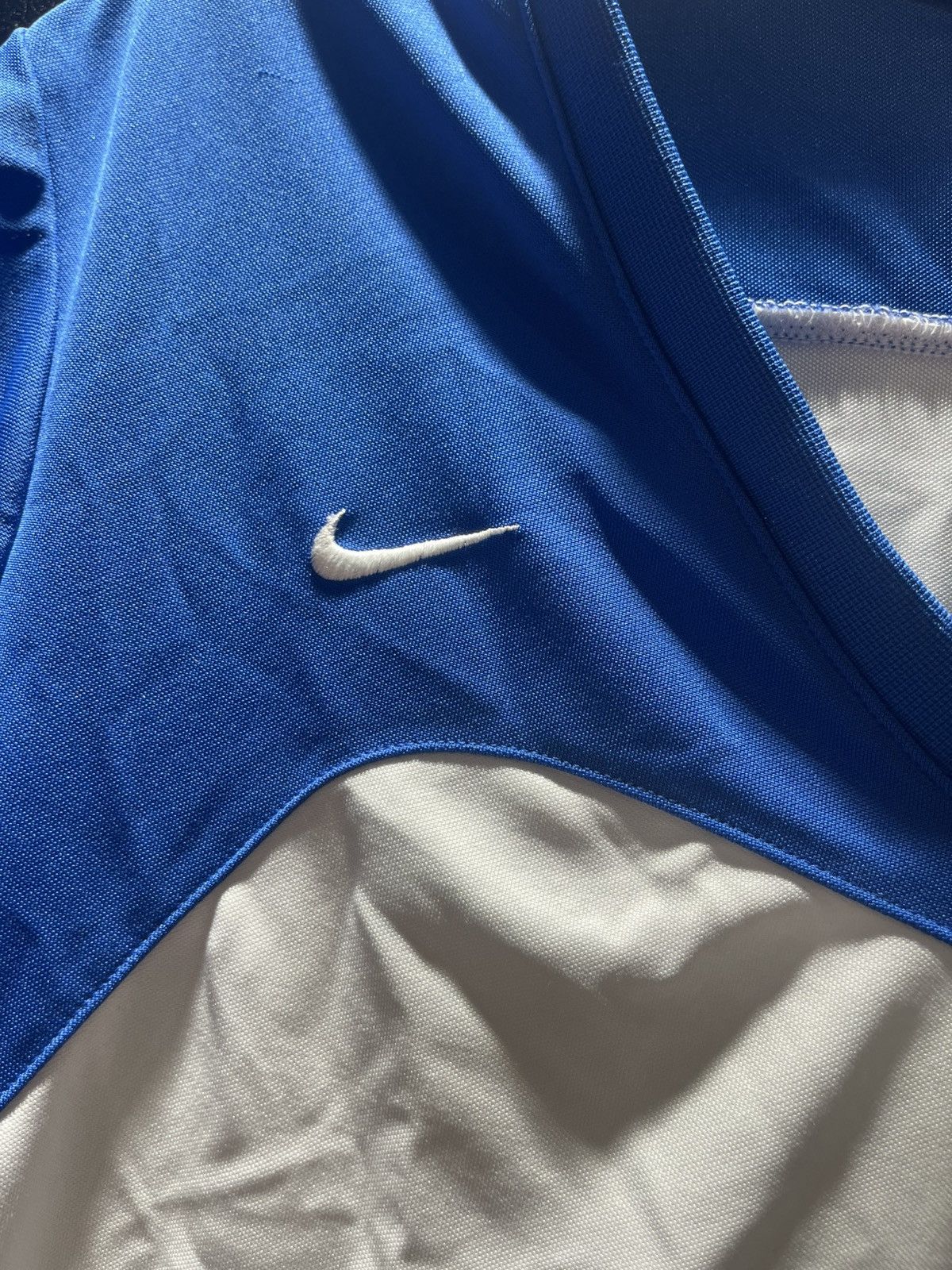Nike Nike Dri Fit V Neck Team Jersey ~ Mens Size M~ Blue & White Size US M / EU 48-50 / 2 - 3 Thumbnail