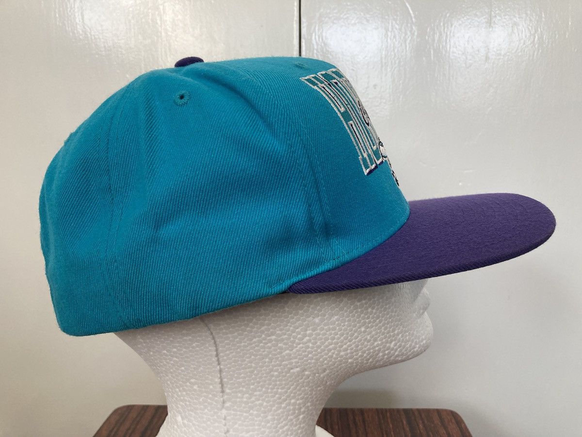 Mitchell & Ness × NBA × Vintage CHARLOTTE HORNETS MITCHELL & NESS SNAPBACK HAT NBA HARDWOOD Size ONE SIZE - 5 Thumbnail