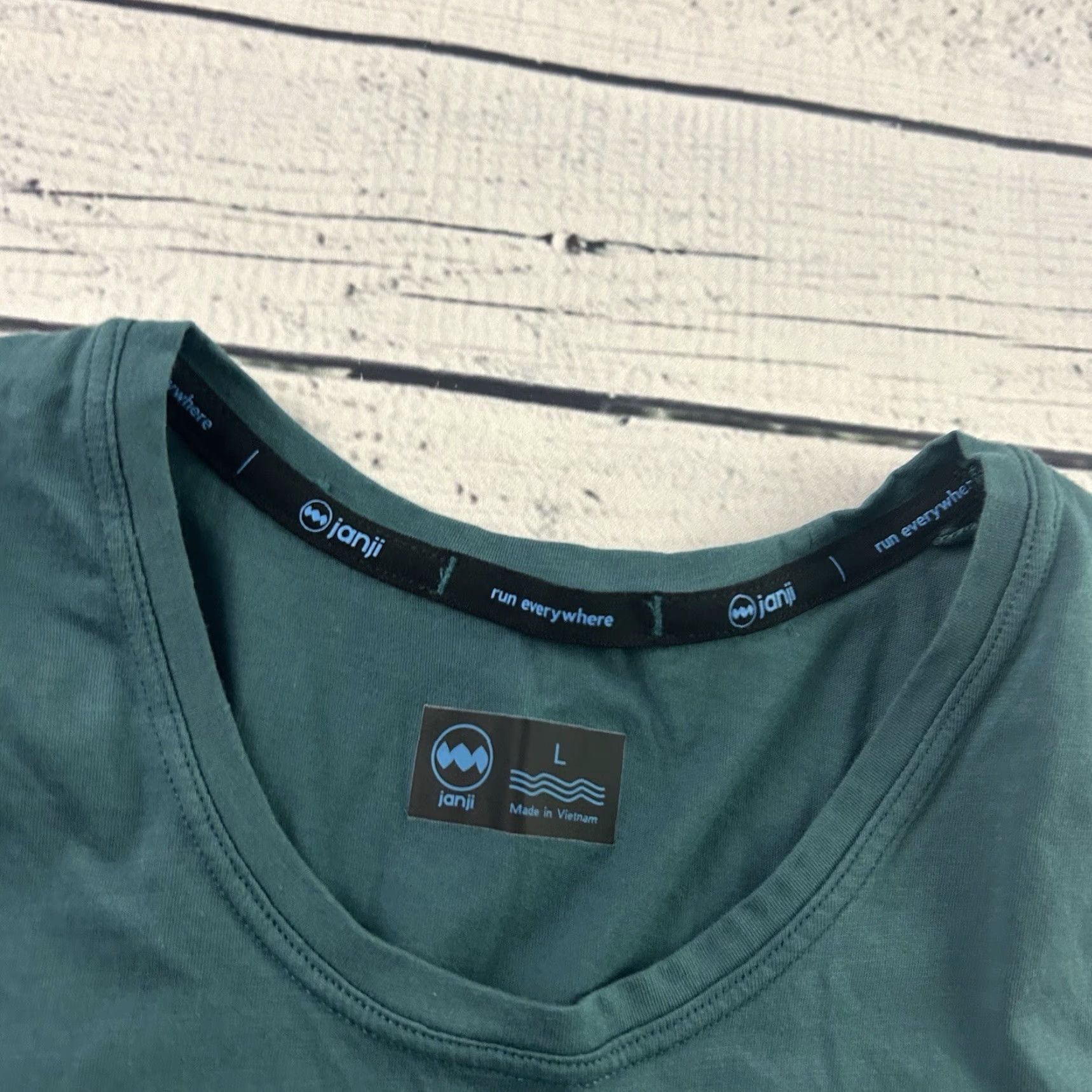 Vintage Janji Run Every Where Athletic Tank Top Women L Green Tank Women Athletic Running Shirt Size L / US 10 / IT 46 - 2 Thumbnail