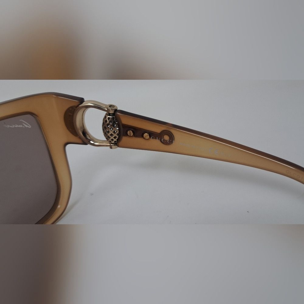 Gucci NWT Gucci Women's Sunglasses Horsebit Oversized Square GG37 Size ONE SIZE - 3 Thumbnail