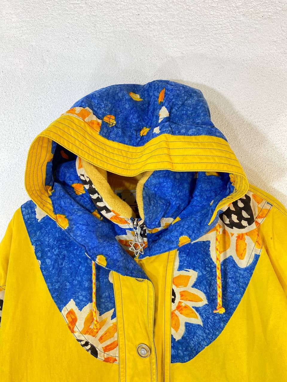 Ellesse vintage ellesse sunflower jacket very nice design Size US L / EU 52-54 / 3 - 2 Thumbnail