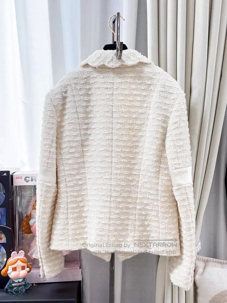 Chanel Chanel Lapel wavy soft tweed long-sleeved jacket Size M / US 6-8 / IT 42-44 - 3 Thumbnail
