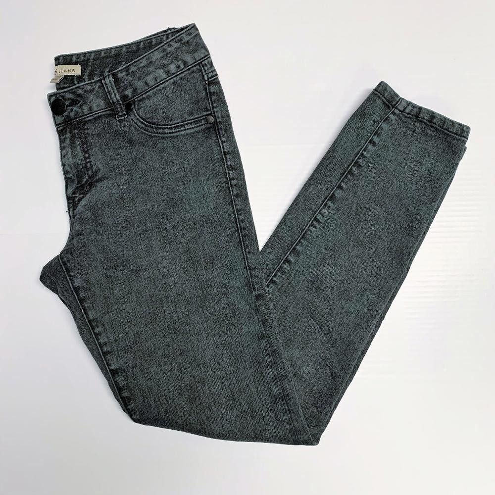 Designer CAbi Stone Washed Black Skinny Jegging Jeans, Sz 4 Size 27" / US 4 / IT 40 - 2 Thumbnail