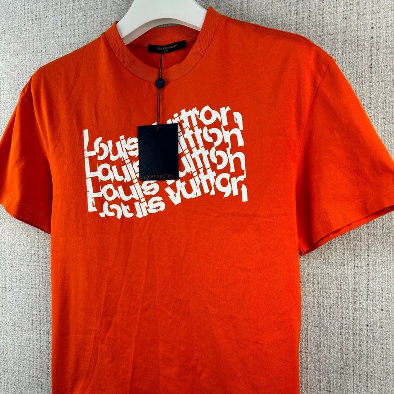 Louis Vuitton Louis Vuitton FW23 Logo monogrammed crewneck short sleeves Size US S / EU 44-46 / 1 - 2 Thumbnail