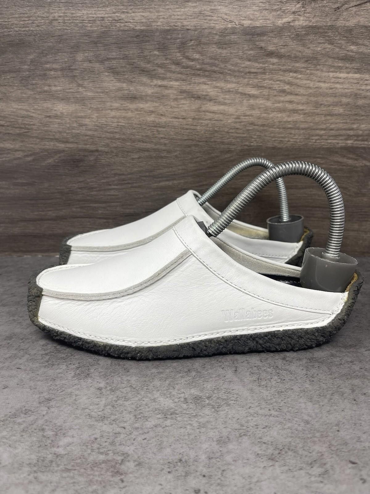 Clarks Clarks Wallabees Shoes Womens Size 5.5 White Leather Mule Size US 5.5 / IT 35.5 - 1 Thumbnail