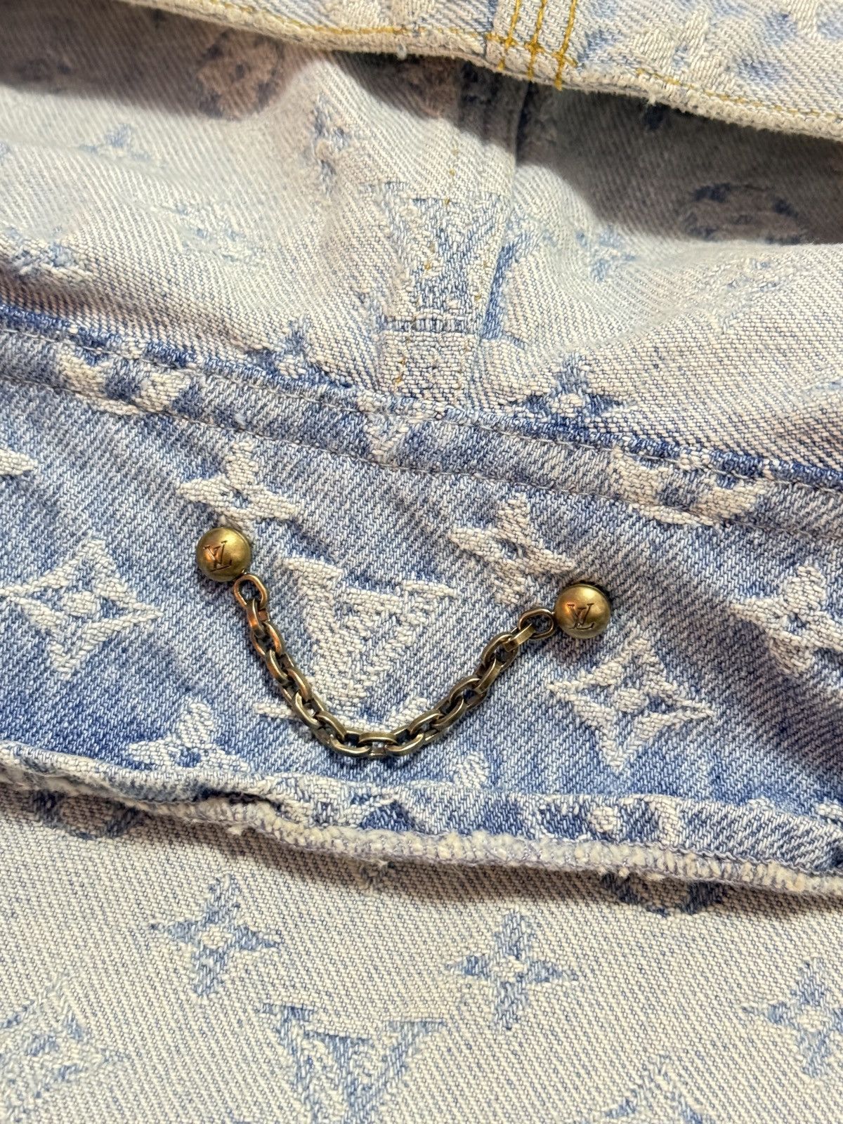 Louis Vuitton × NBA Louis Vuitton NBA Blue Denim Monogram Bomber Jacket Size US L / EU 52-54 / 3 - 15 Thumbnail