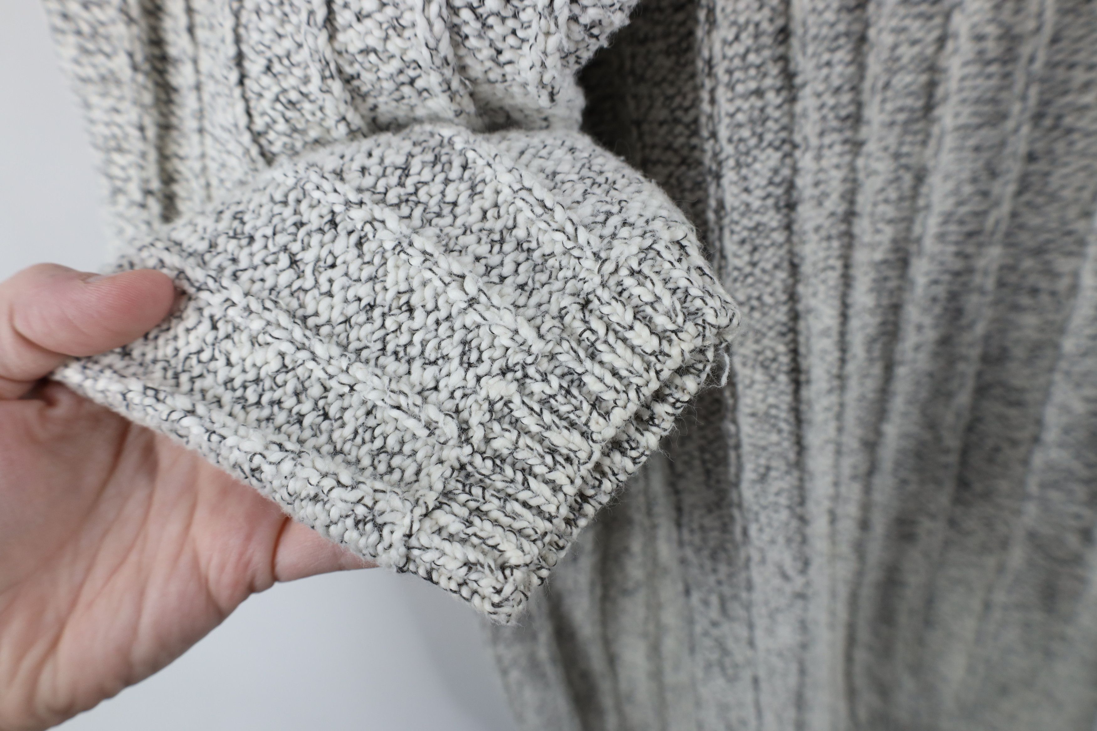 Vintage 90s Streetwear Ribbed Knit Crewneck Sweater USA