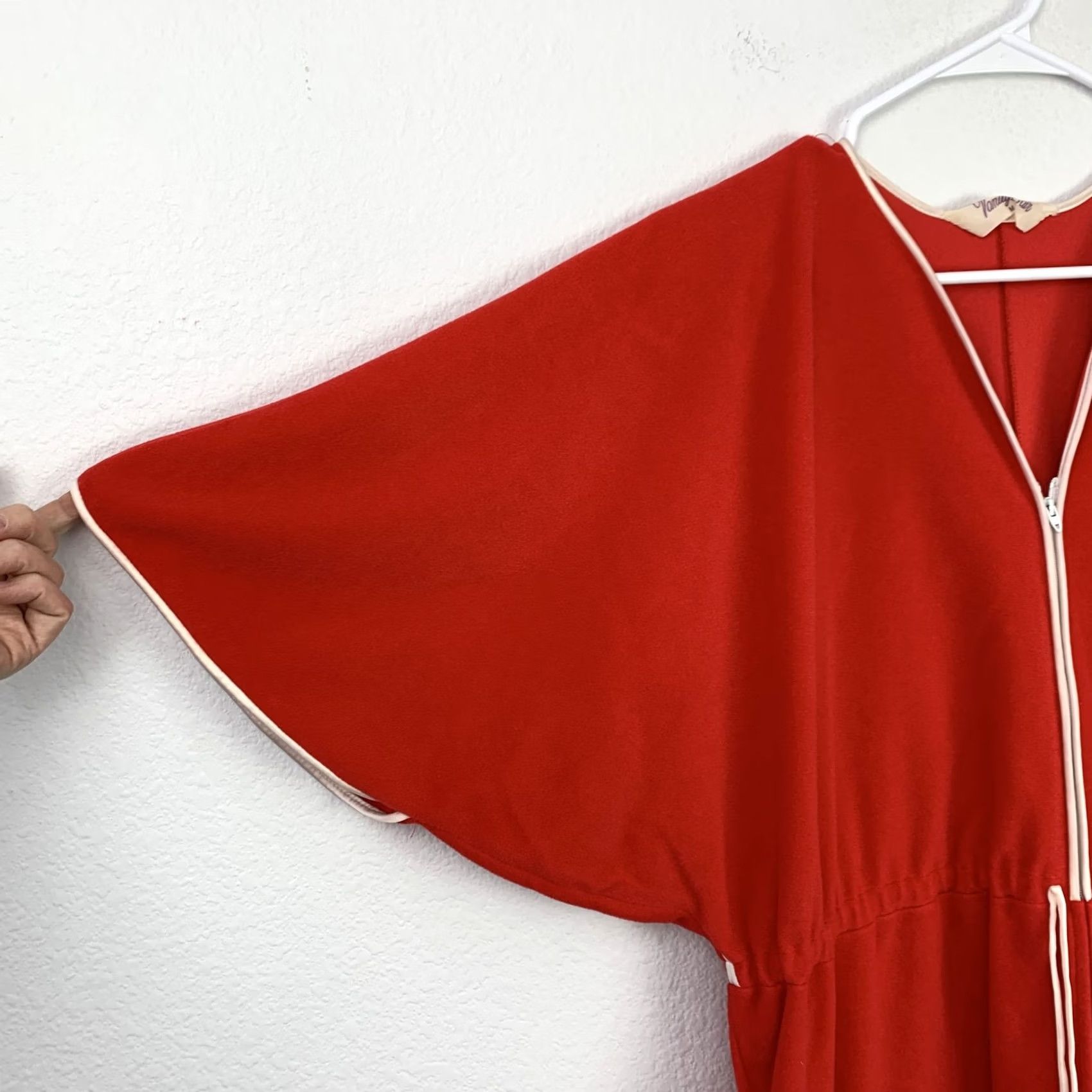 Vintage VINTAGE Vanity Fair Women's Red Zip Front Midi Dress Terry Cloth Robe Lounge M Size M / US 6-8 / IT 42-44 - 3 Thumbnail