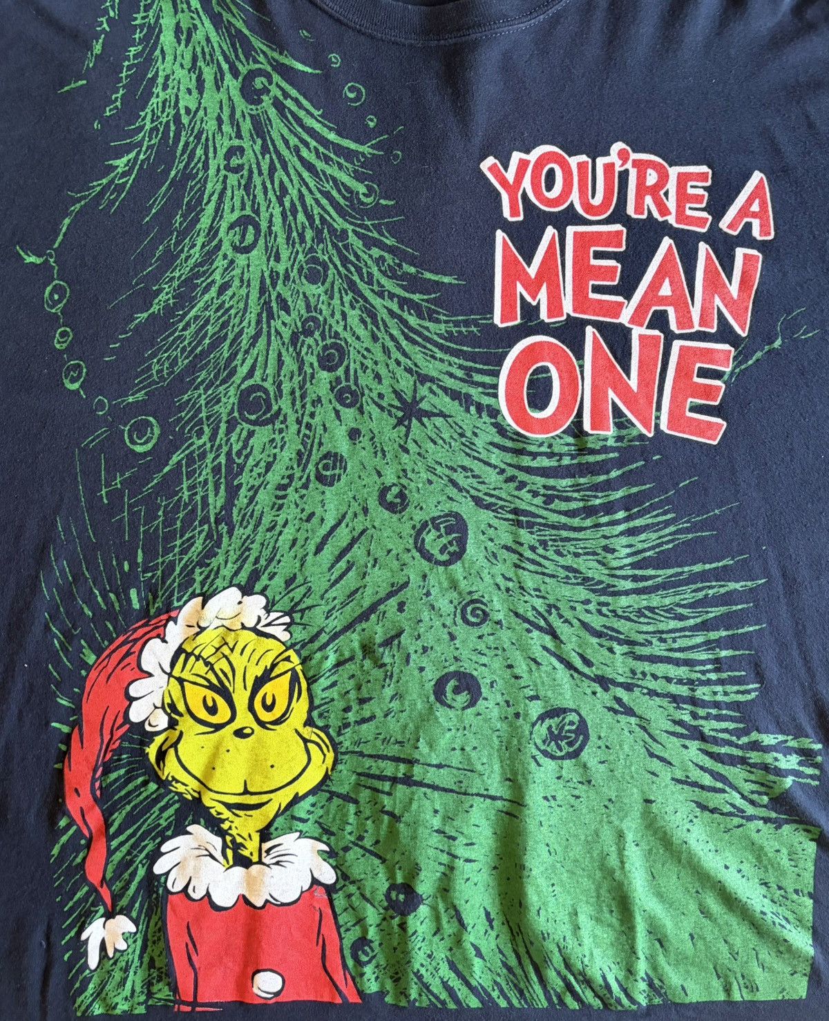 Gildan Dr. Seuss "The Grinch" Oversized Print T-Shirt (2001) 3XL Size US XXL / EU 58 / 5 - 1 Thumbnail