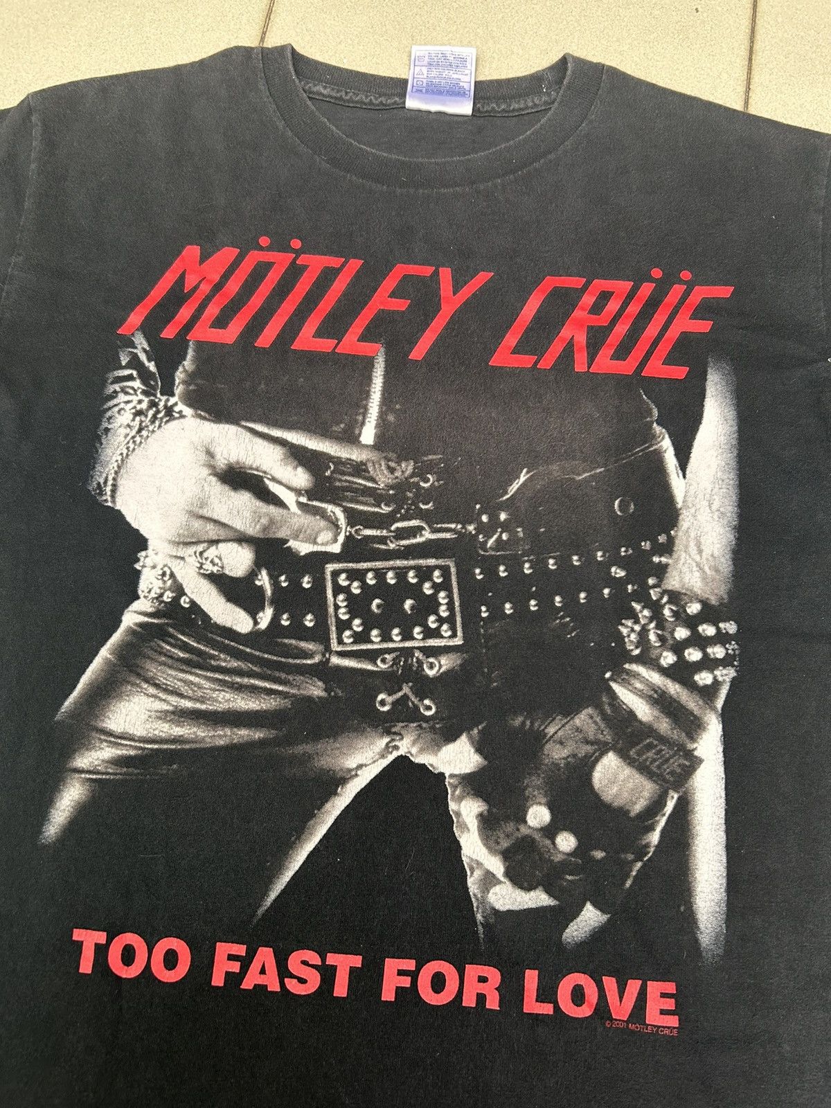 Vintage Motley crue 2001 “Too fast for Love” black tee Size US M / EU 48-50 / 2 - 2 Thumbnail