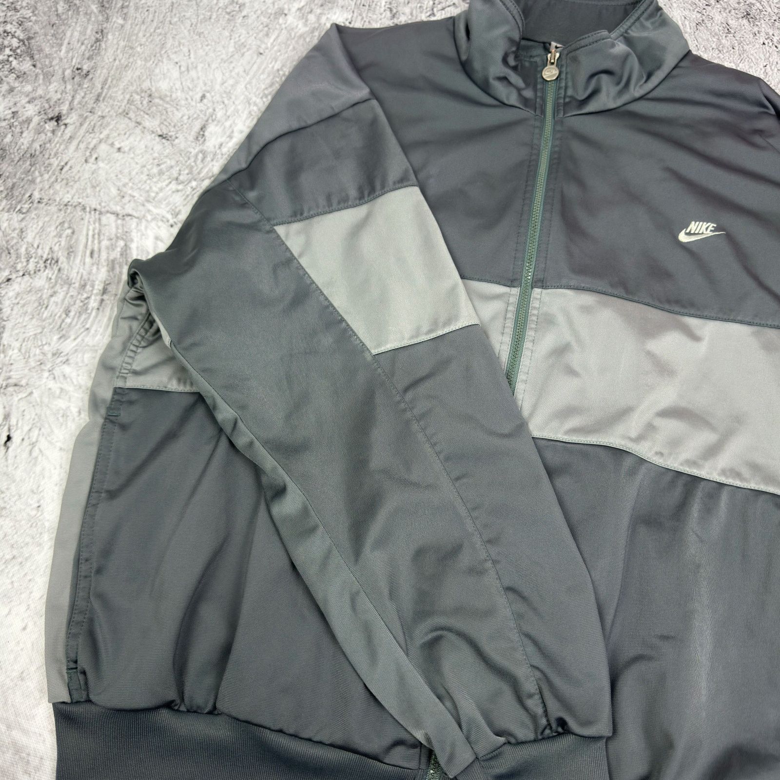 Nike Nike Men's Gray White Swoosh Spellout Full Zip Track Jacket Size US XL / EU 56 / 4 - 6 Thumbnail