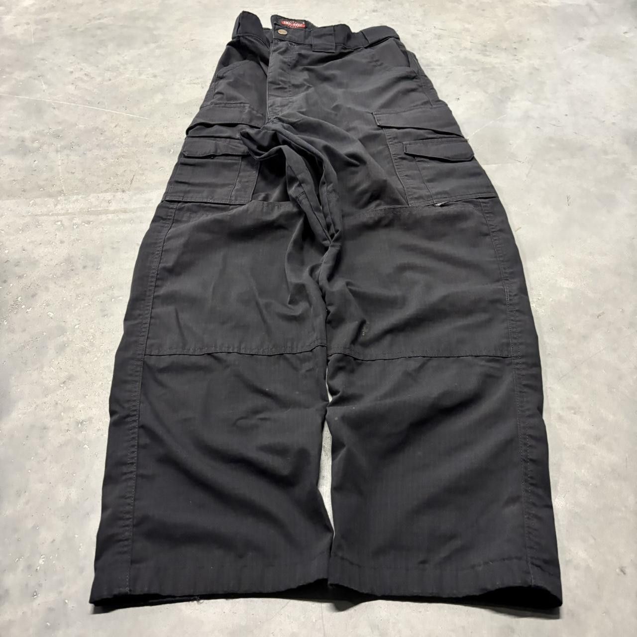 Japanese Brand × Vintage Crazy Vintage Y2K/2000s Baggy Black Streetwear Workwear Skater Cargo Pants! Size US 34 / EU 50 - 3 Thumbnail