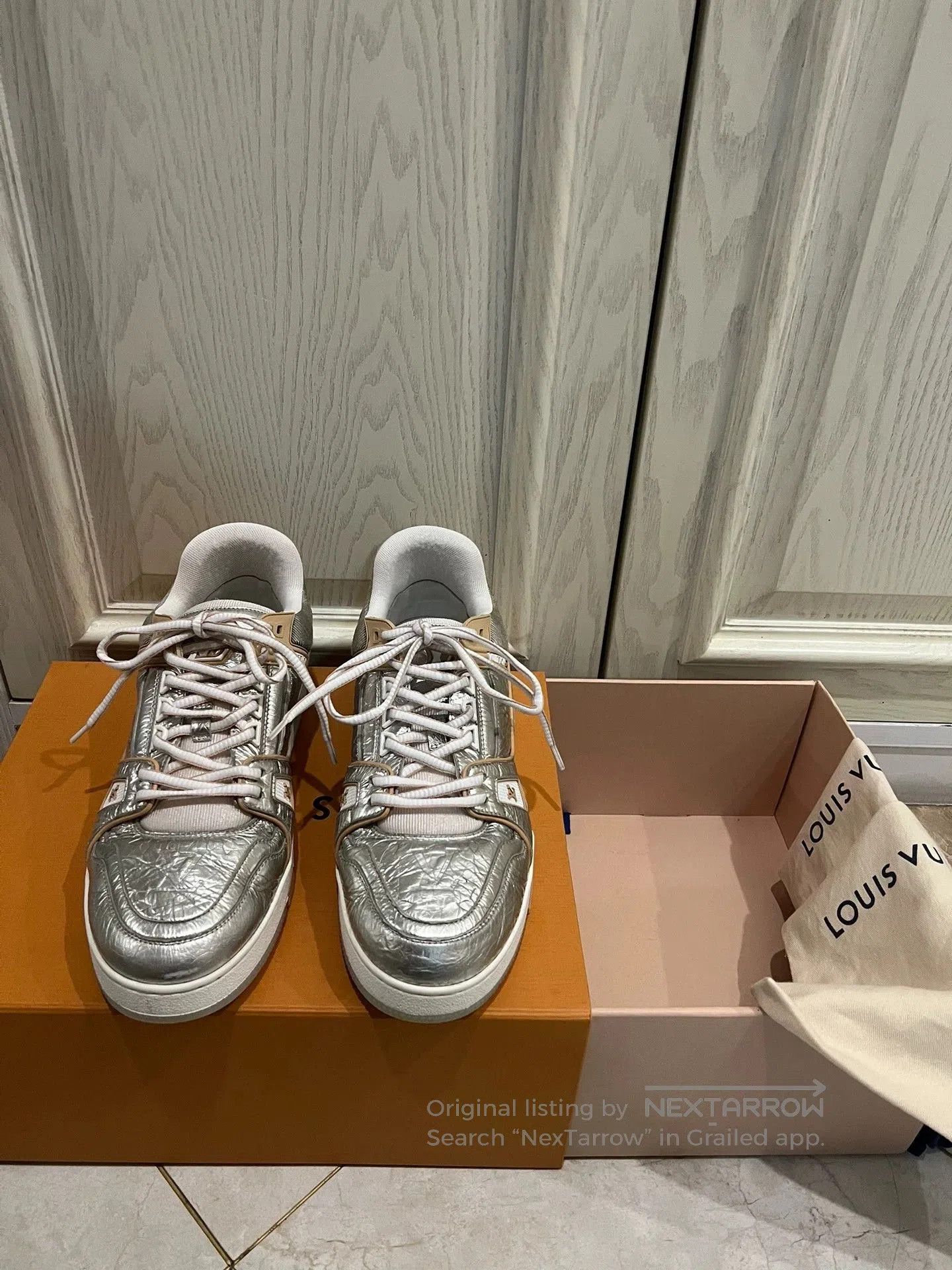 Louis Vuitton Louis Vuitton Silver Trainer Sneakers Size 9. Size US 9 / EU 42 - 3 Thumbnail