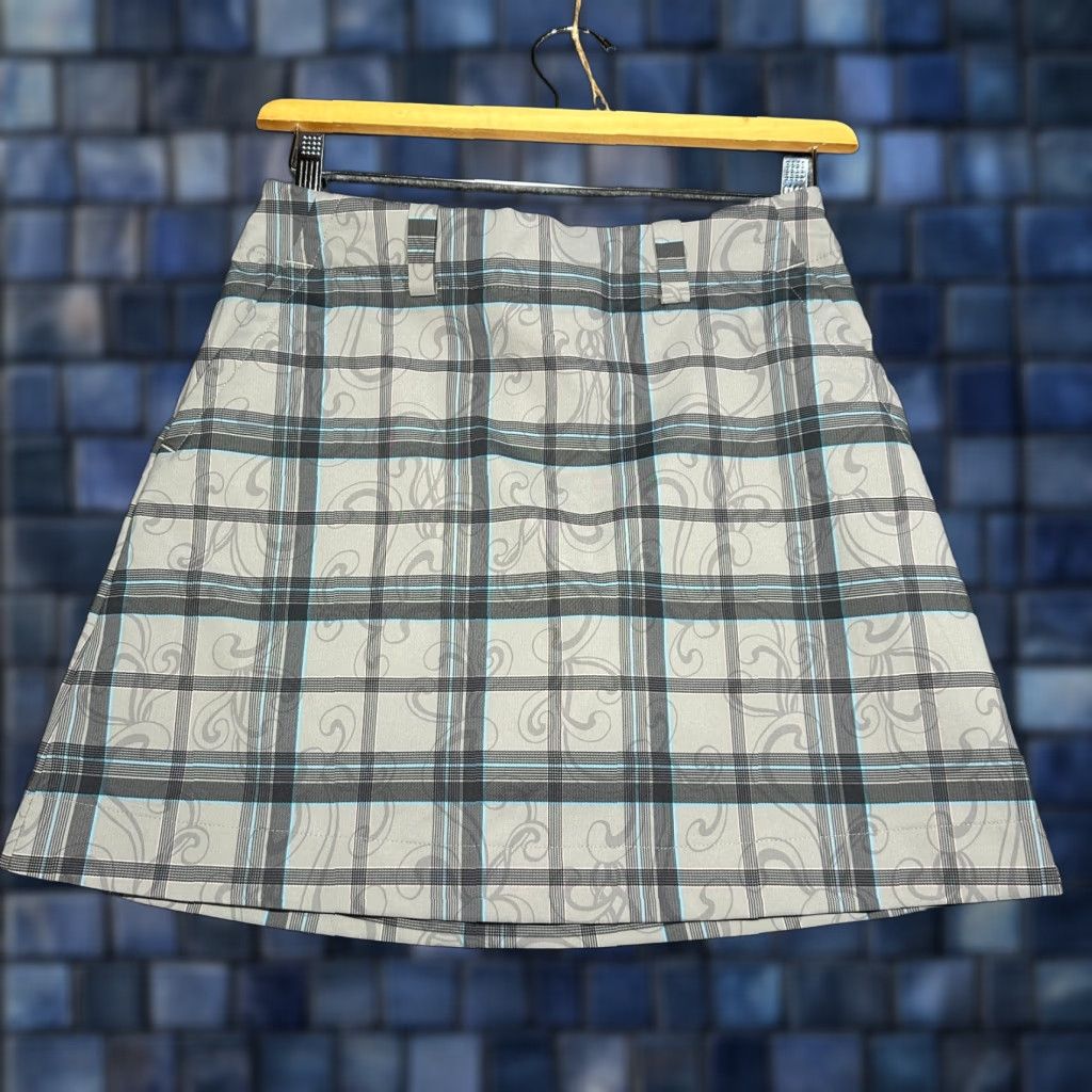 Nike Nike Golf Dri-Fit Skort Womens 4 Gray Plaid Golf Tennis Pockets Zip Side Activewear Skort Womens 4 Gray Plaid Nike Size ONE SIZE - 1 Thumbnail
