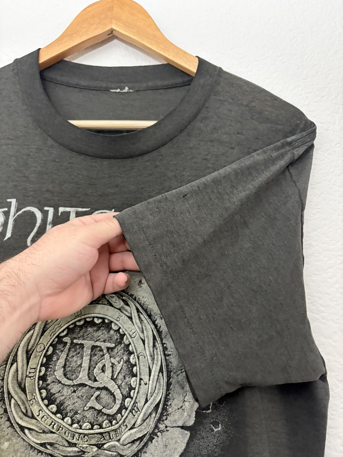Vintage Whitesnake 1988 Vintage Original Paper Thin Single Stich Tee Size US XL / EU 56 / 4 - 7 Thumbnail