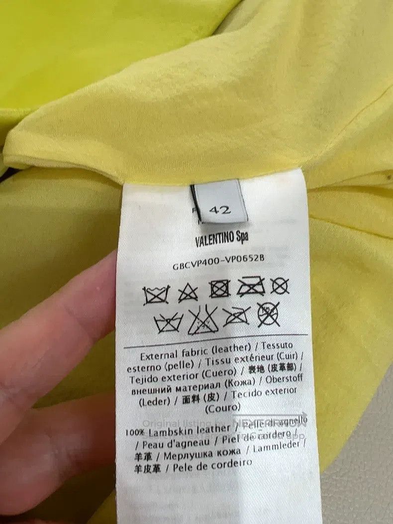 Valentino Valentino Lemon yellow lace dress Size M / US 6-8 / IT 42-44 - 4 Thumbnail