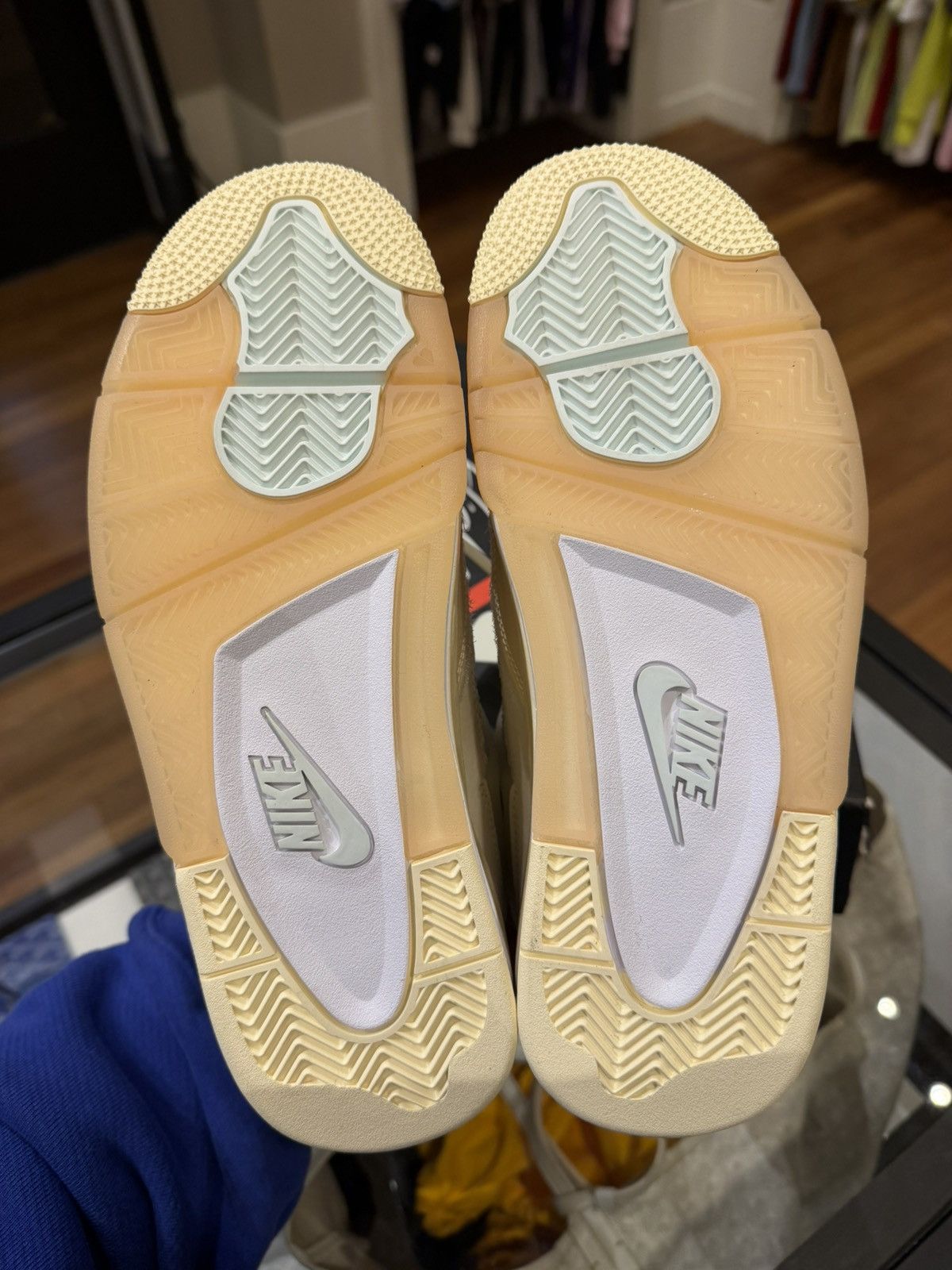 Jordan Brand Jordan 4 Retro ‘Off-White Sail’ Size US 6.5 / EU 39-40 - 5 Thumbnail