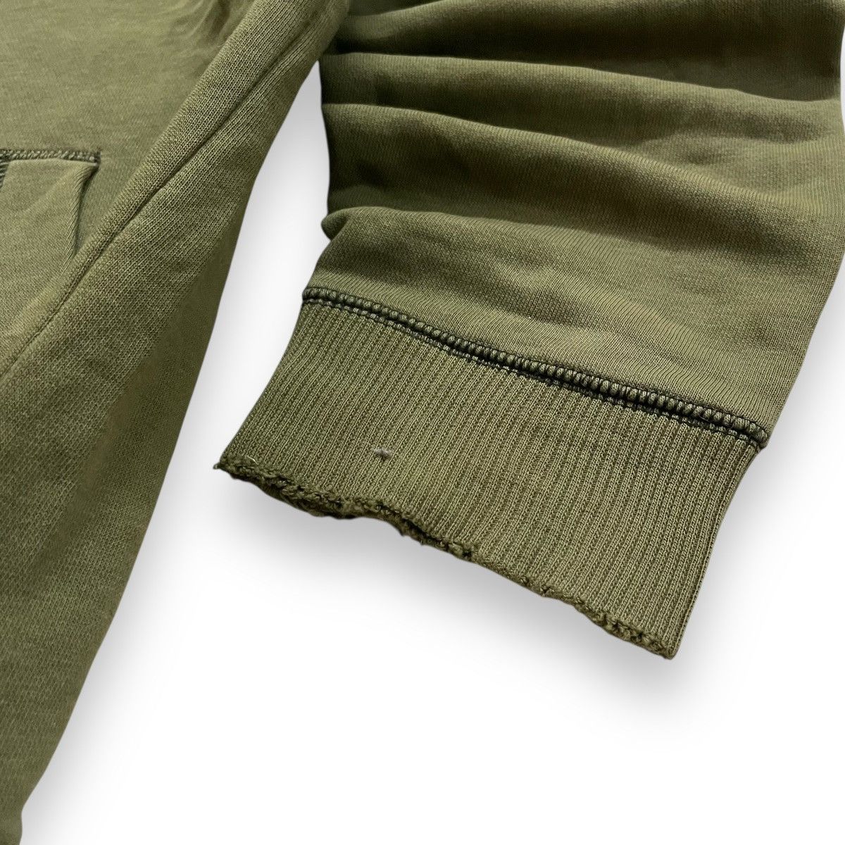 Under Armour Army Green Pullover Under Armor Hoodie Zipper Size US L / EU 52-54 / 3 - 6 Thumbnail
