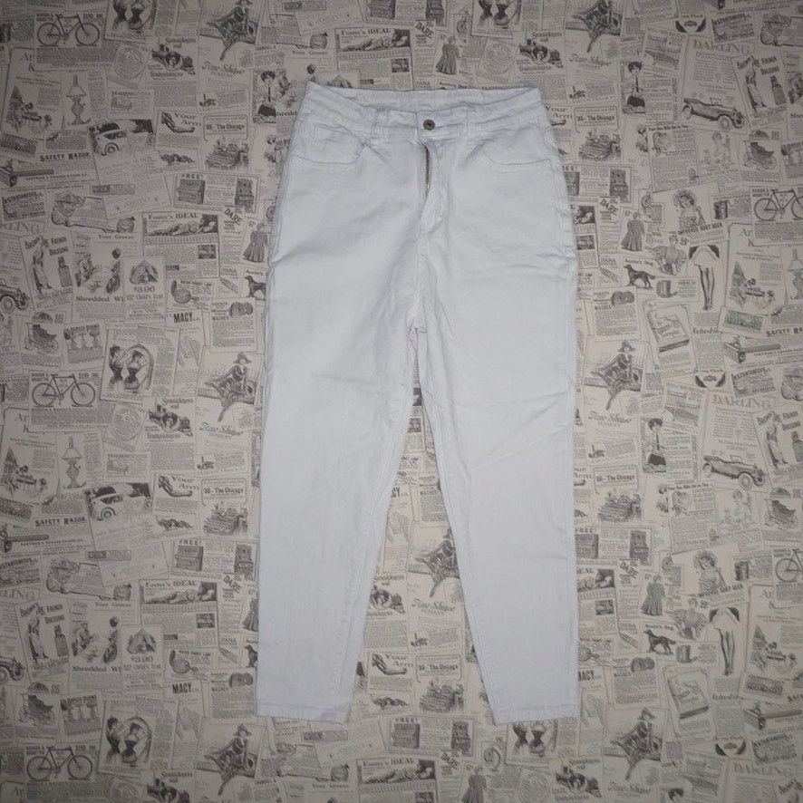 Vintage 2 -Vintage Y2K white women’s jeans essential 00s femme pants Size US 26 / EU 42 - 1 Thumbnail