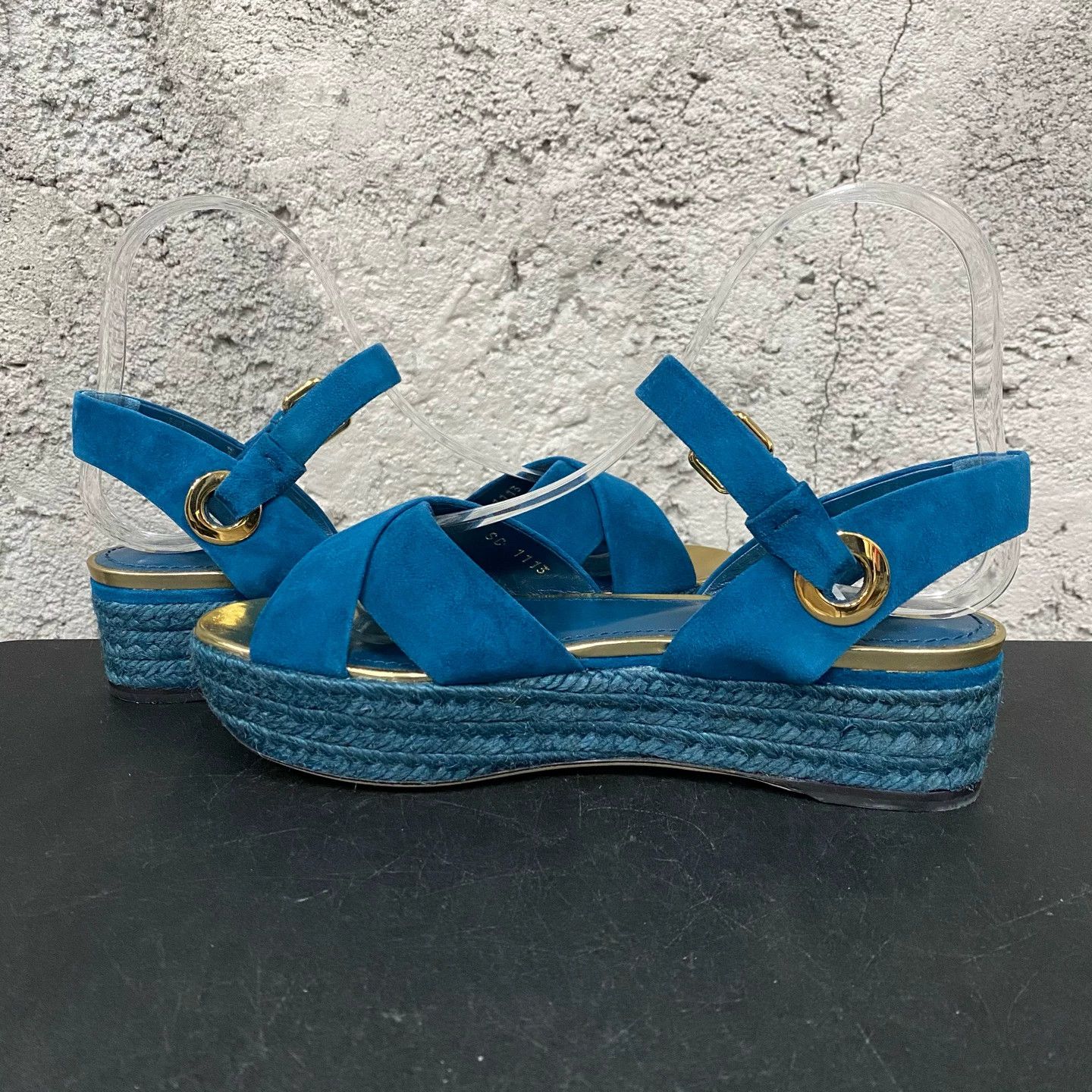 Louis Vuitton LV new women's sandals 36 Size US 5.5 / IT 35.5 - 5 Thumbnail