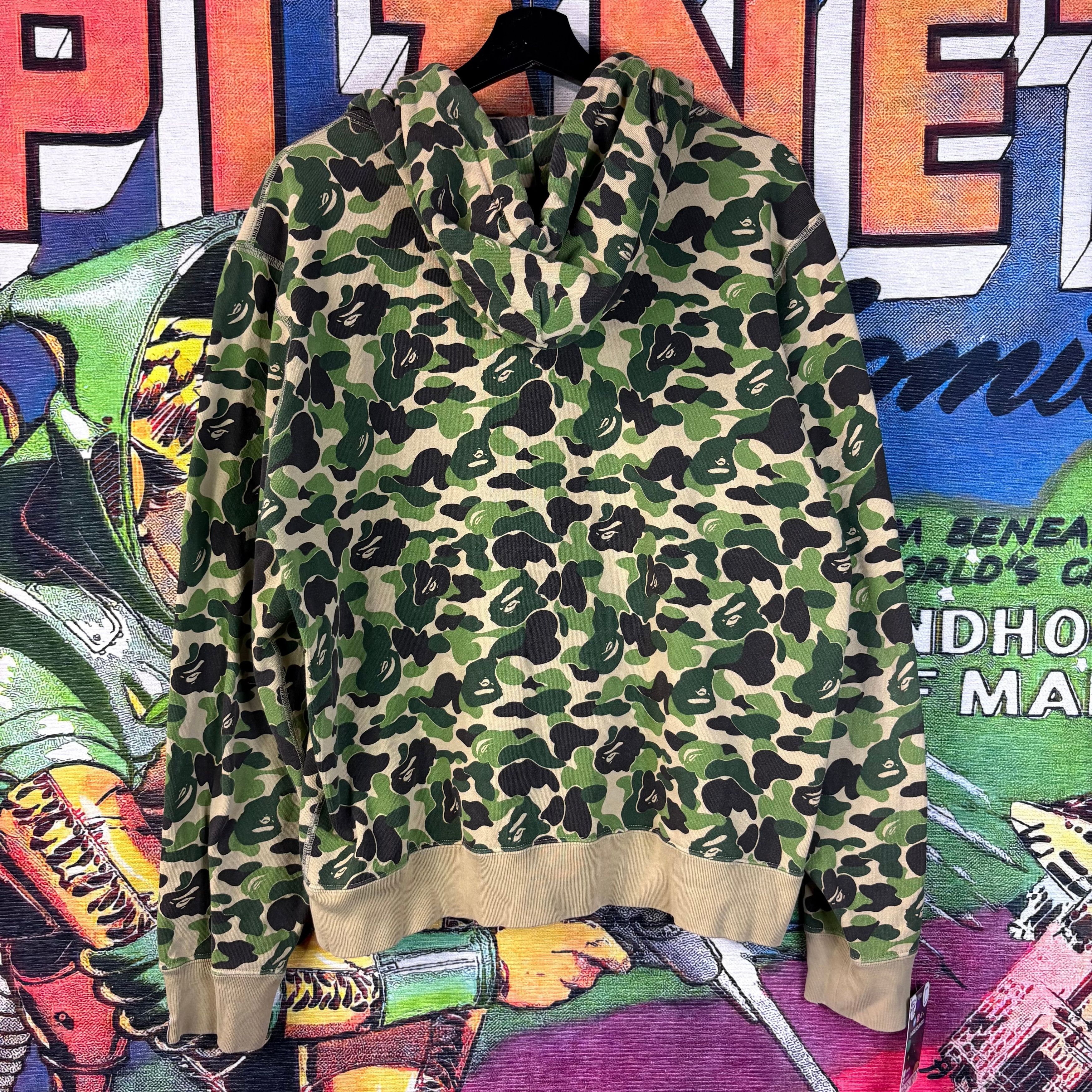 Bape BAPE x Undefeated ABC College Pullover Hoodie Size Large Size US L / EU 52-54 / 3 - 2 Thumbnail