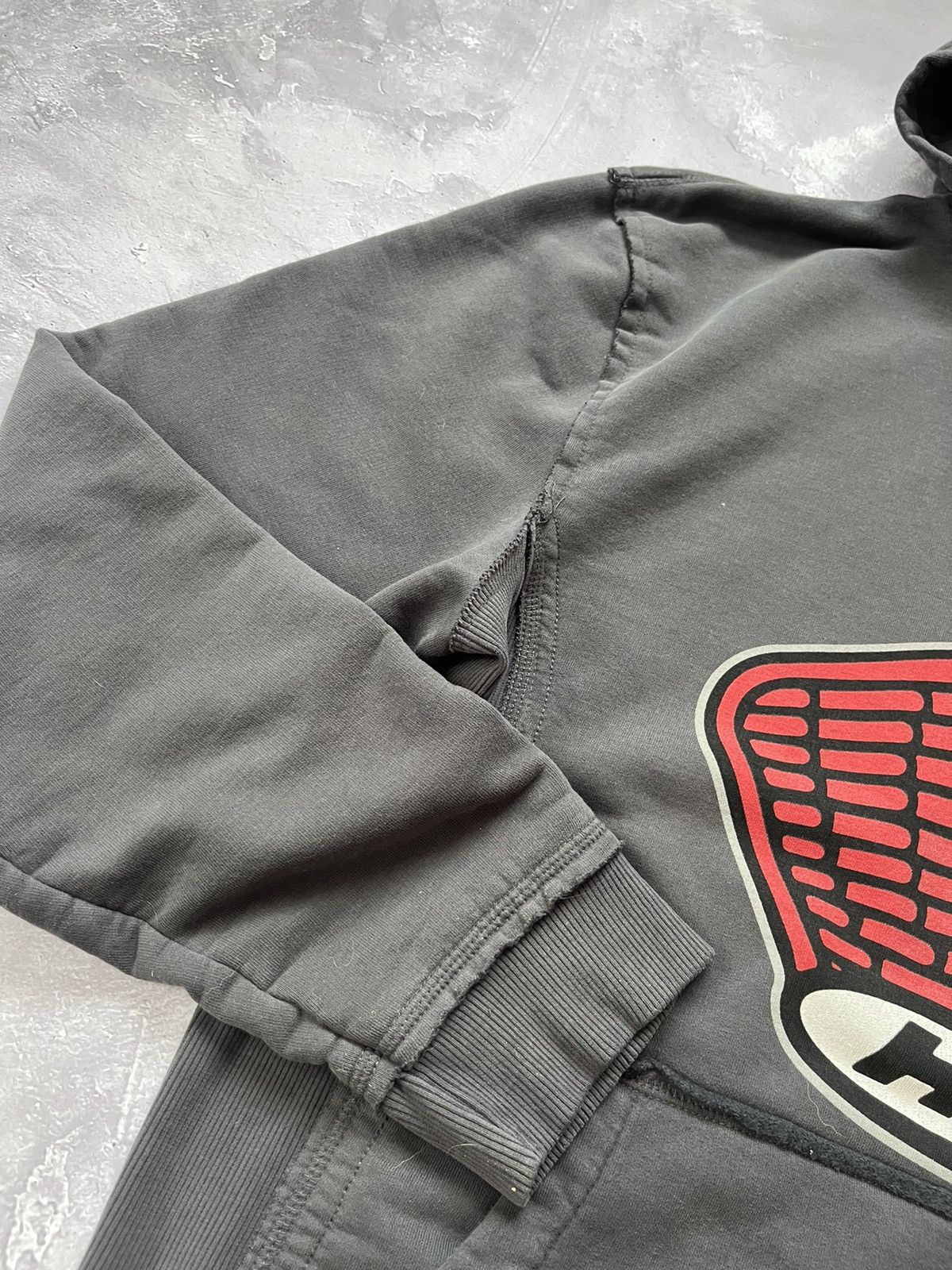 Honda Vintage Honda Motors HM Big Logo Hoodie Gray Size L Size US L / EU 52-54 / 3 - 4 Thumbnail