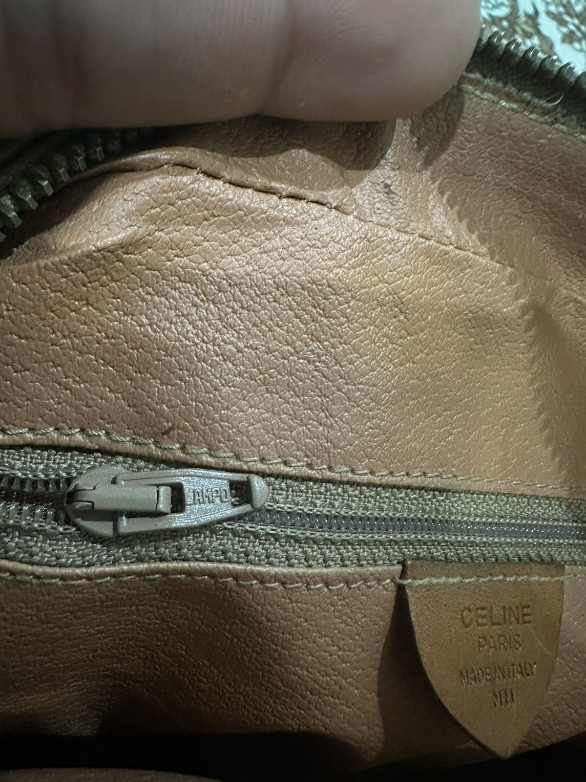 Celine Vintage Celine Macadam Crossbody Small Leather Shoulder Bag Size ONE SIZE - 6 Thumbnail