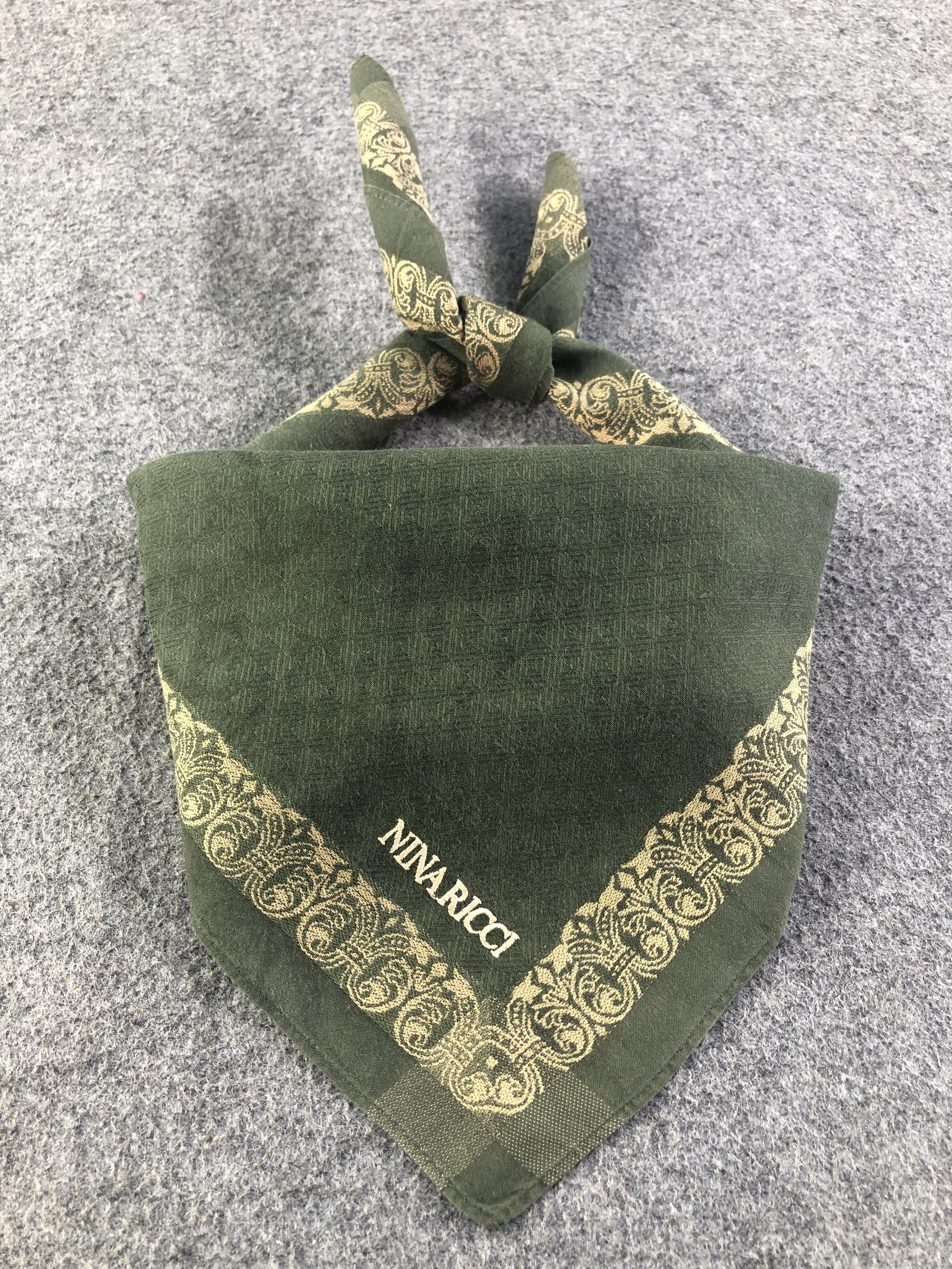 Nina Ricci × Vintage Nina Ricci Handkerchief / Bandana / Neckerchief Size ONE SIZE - 1 Thumbnail