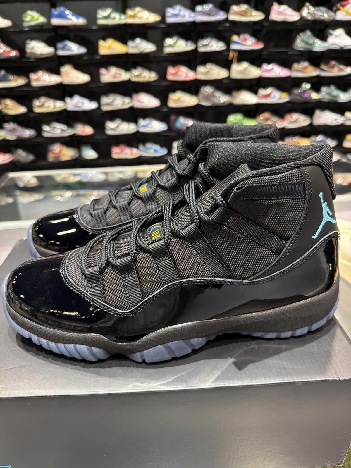Jordan Brand Air Jordan Retro 11 Gamma Blue Size (11) 2025 CT8012-047 Size US 11 / EU 44 - 2 Thumbnail