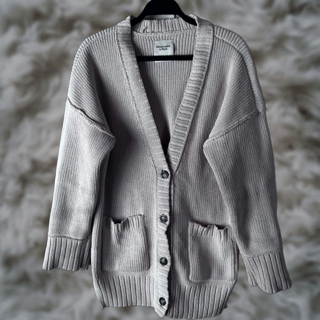 Abercrombie & Fitch Abercrombie & Fitch Cardigan Womens Beige Chenille Knit V-Neck Size S 90s Classic Solid Pocket Button Logo Sweater Size S / US 4 / IT 40 - 1 Thumbnail