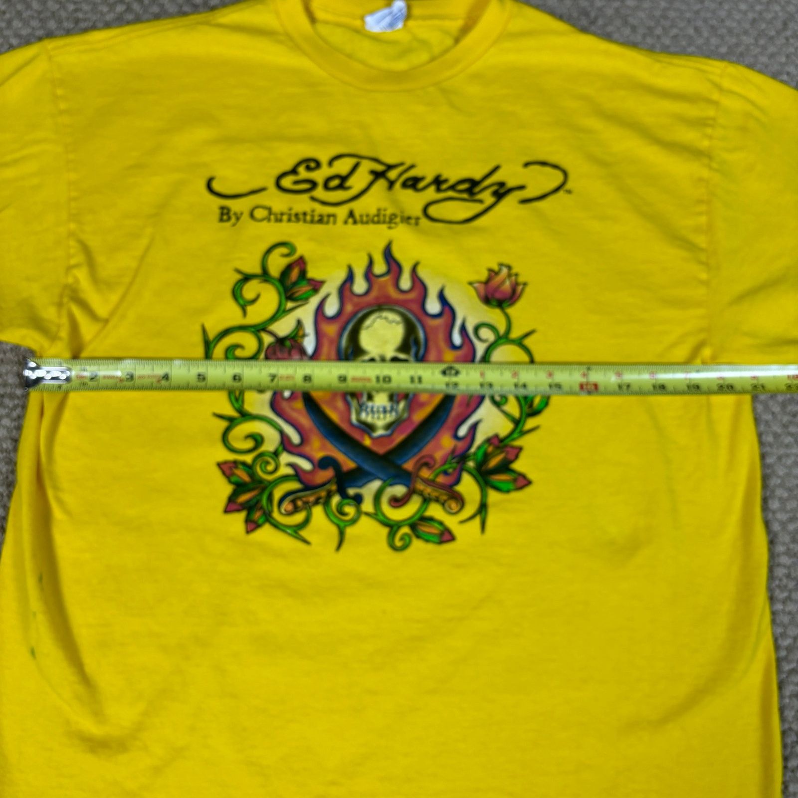 Christian Audigier y2k 2000s style Ed Hardy Christian Audigier yellow tshirt L Size US L / EU 52-54 / 3 - 7 Thumbnail