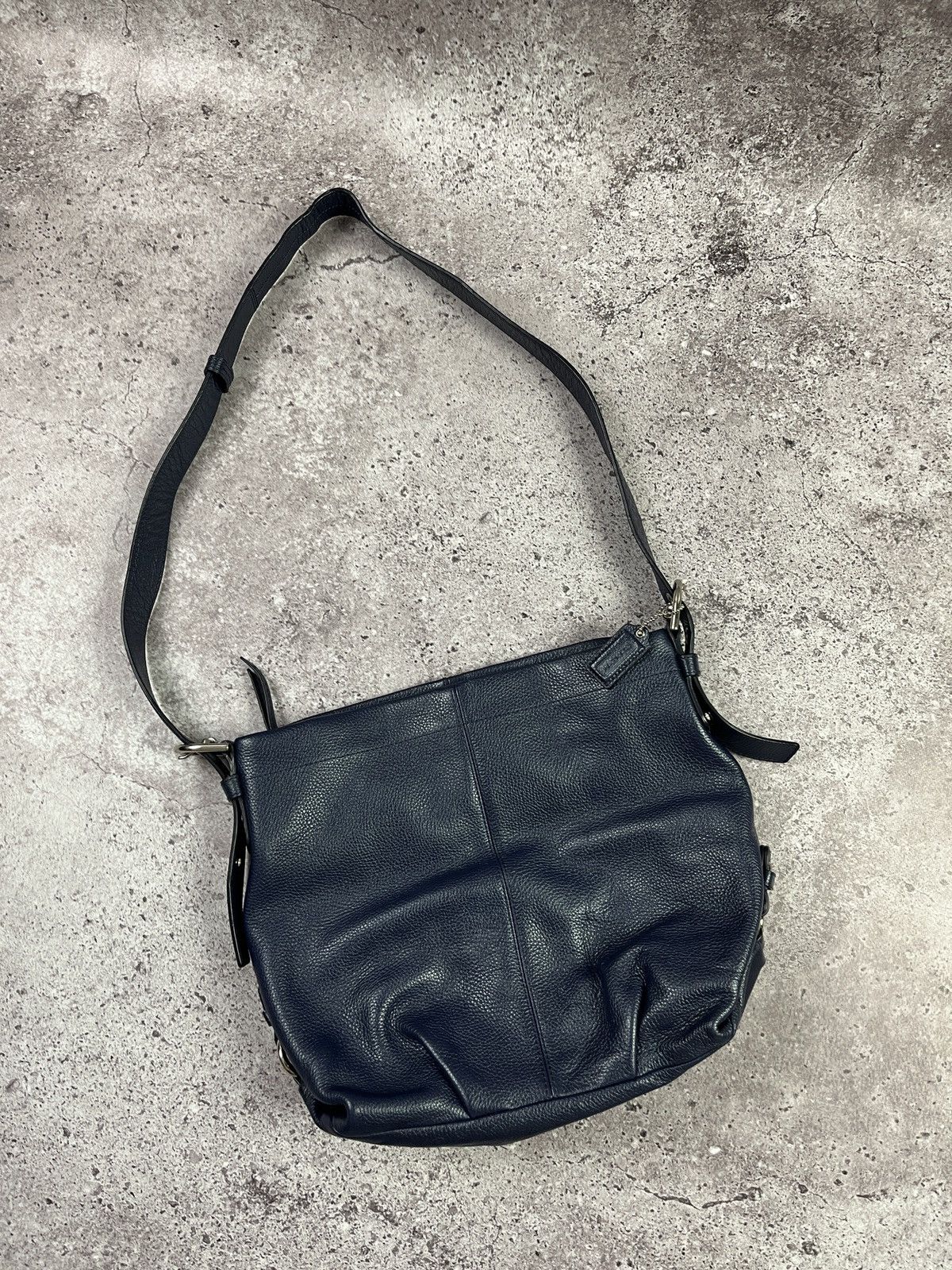 Coach Coach Navy Pebbled Leather Hobo Shoulder Bag Large Size ONE SIZE - 2 Thumbnail