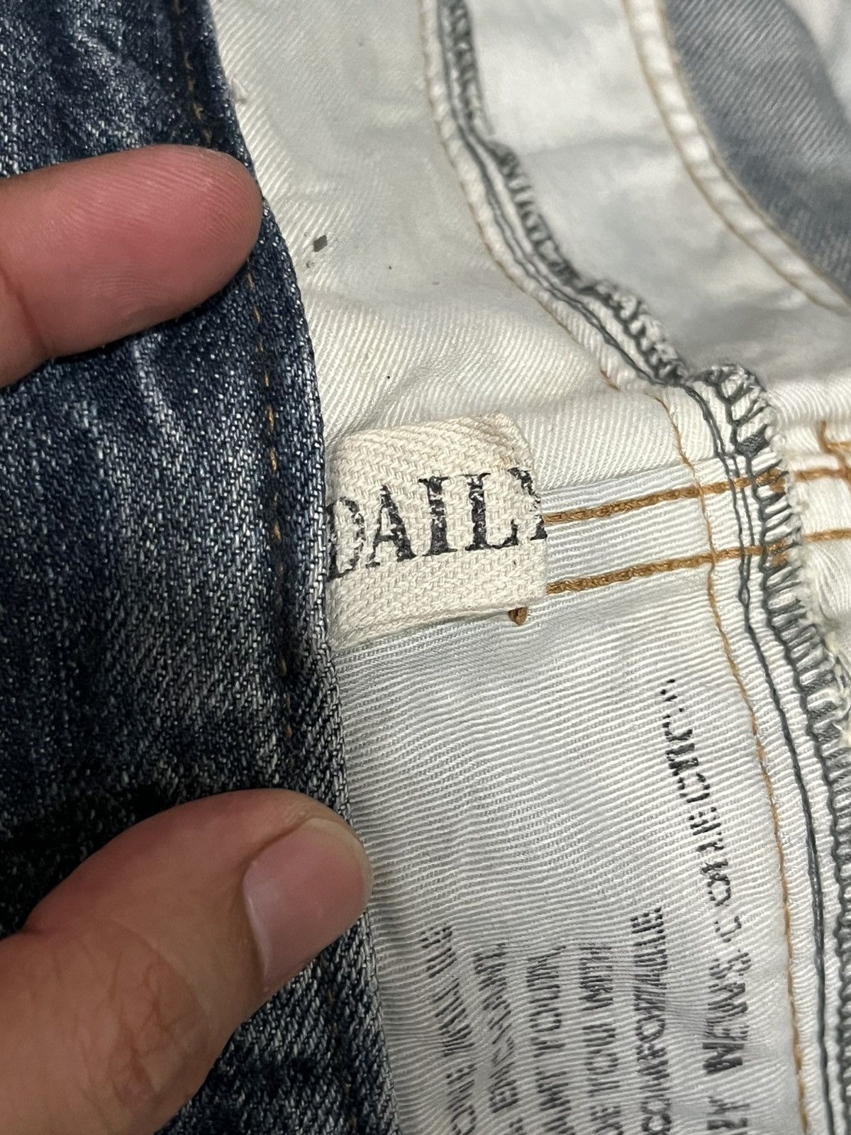 Hysteric Glamour Japanese Brand Daily News Double Waist Distressed Blue Jeans Size US 33 - 14 Thumbnail