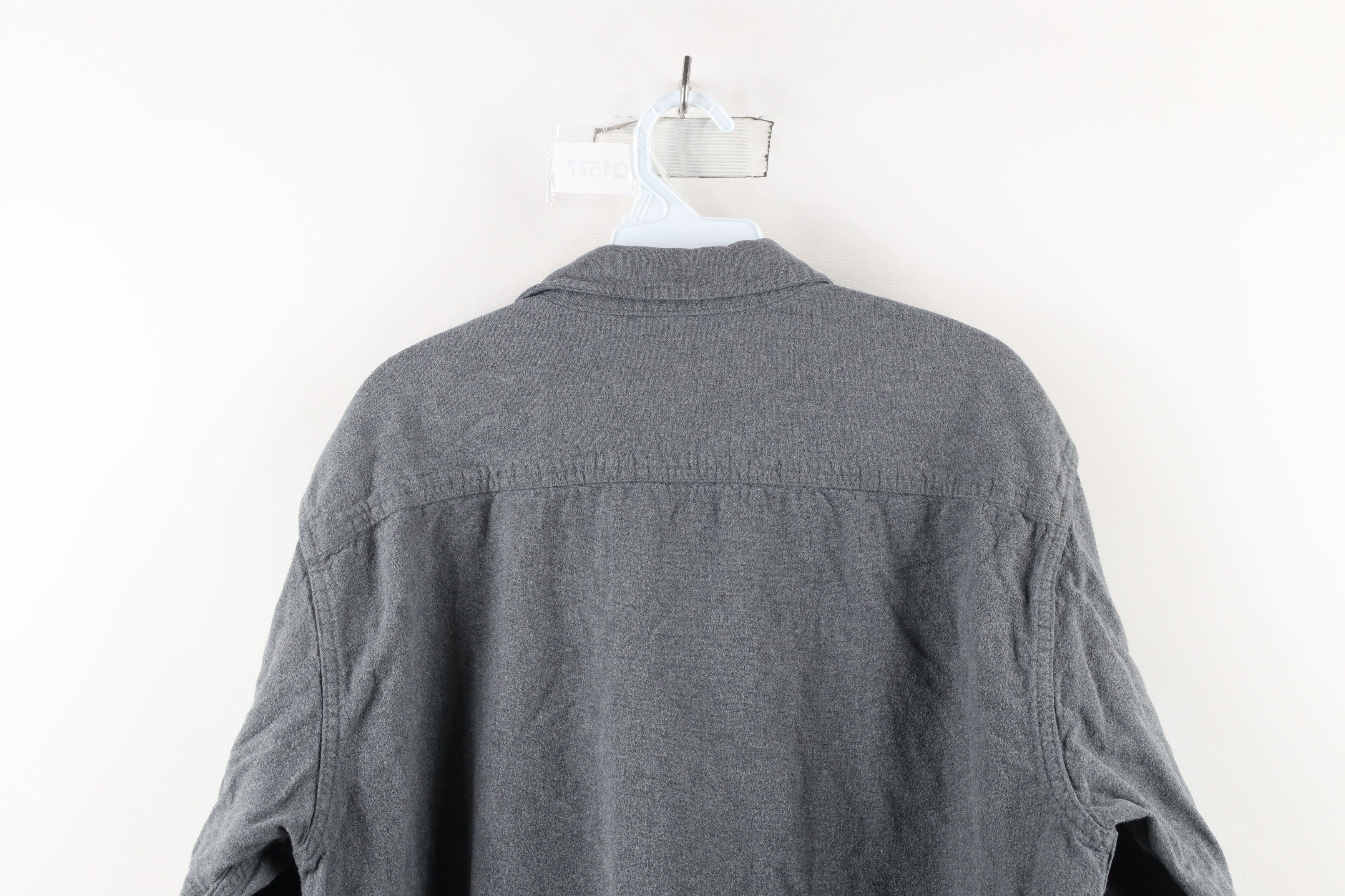 Vintage Vintage 90s Streetwear Cloth Collared Button Shirt Gray Size US L / EU 52-54 / 3 - 8 Thumbnail