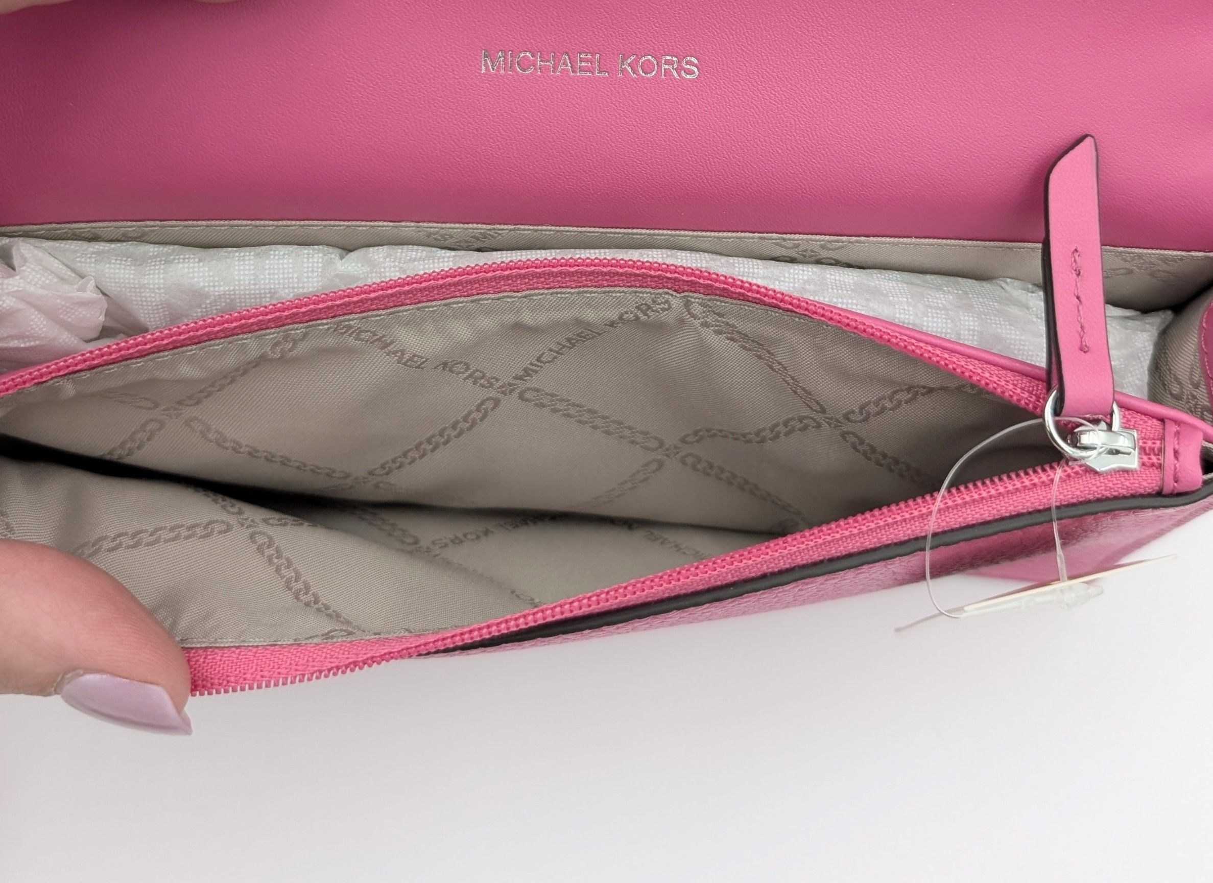 Michael Kors NWT Michael Kors Jet Set Med Flap Body Pebble Leather Pink Size ONE SIZE - 5 Thumbnail