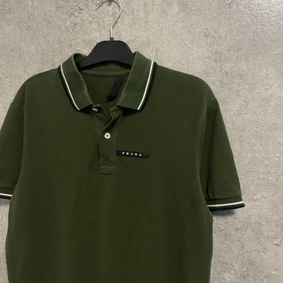 Prada Prada polo Black Tab Luxury Size US M / EU 48-50 / 2 - 3 Thumbnail