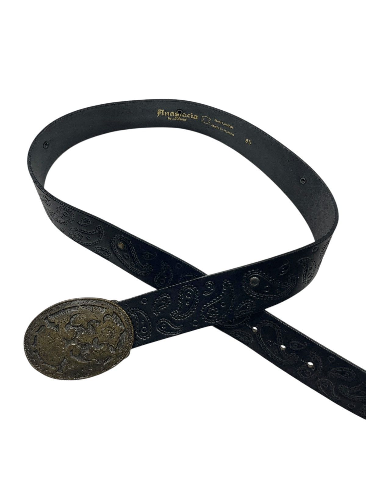 Japanese Brand Vintage Anastacia Bandana Embossing Leather Belt Holland Size ONE SIZE - 1 Thumbnail