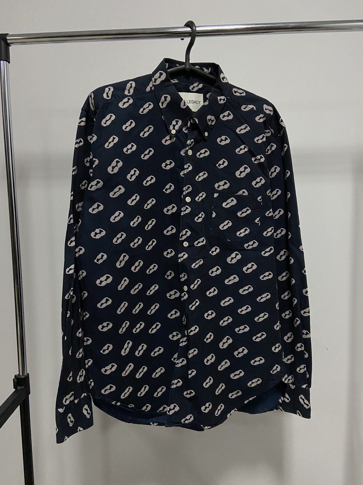 Our Legacy × Vintage Our legacy monogram logo patterns buttons shirts vintage Size US L / EU 52-54 / 3 - 1 Thumbnail