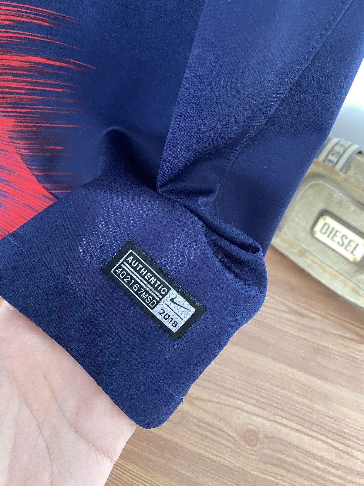 Nike Nike PSG 2018/2019 Home Kit Size US M / EU 48-50 / 2 - 3 Thumbnail