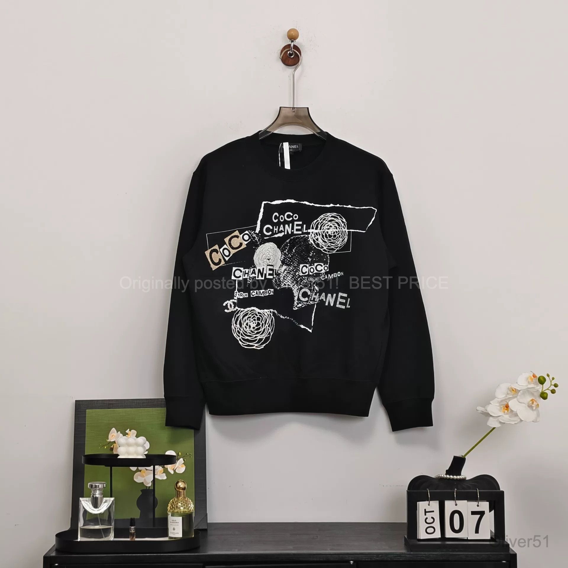 Chanel Chanel Camellia Sequin Graffiti Hooded BFAJNOP519 Size L / US 10 / IT 46 - 1 Thumbnail