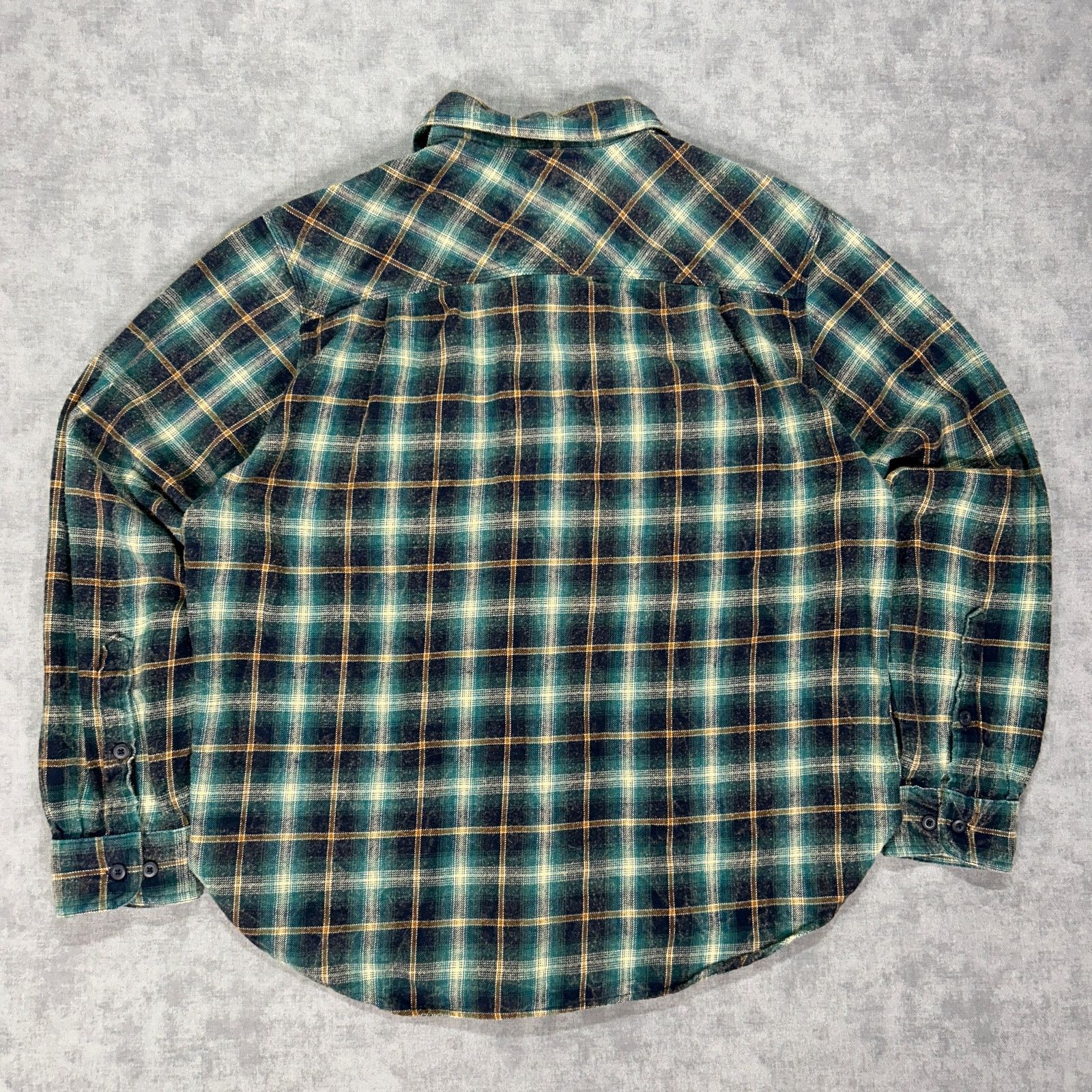 Woolrich Woolen Mills Woolrich Din blue/black plaid flannel button up casual mns L Size US L / EU 52-54 / 3 - 2 Thumbnail